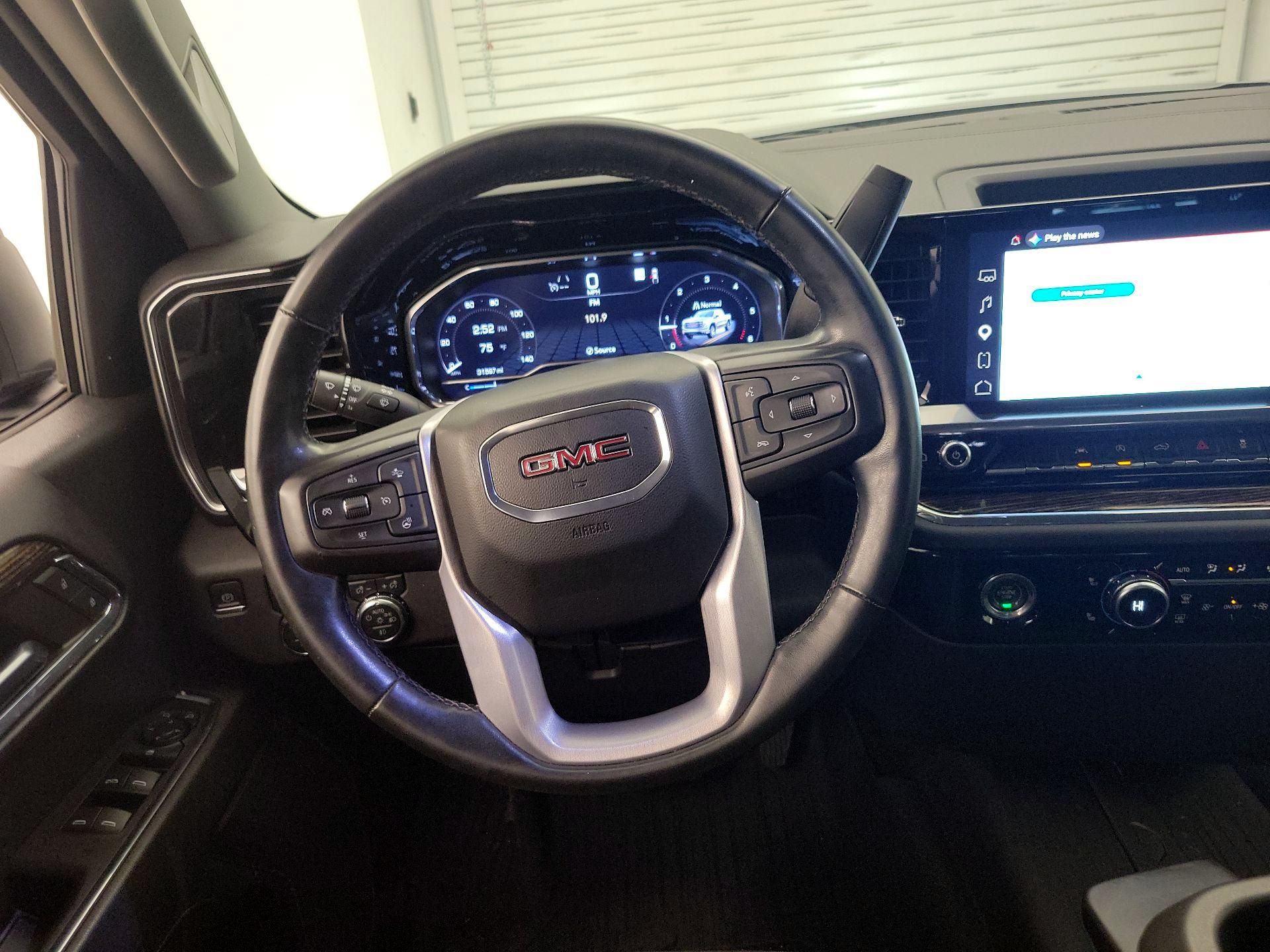 Thumbnail: 2023 GMC Sierra 1500 - 10