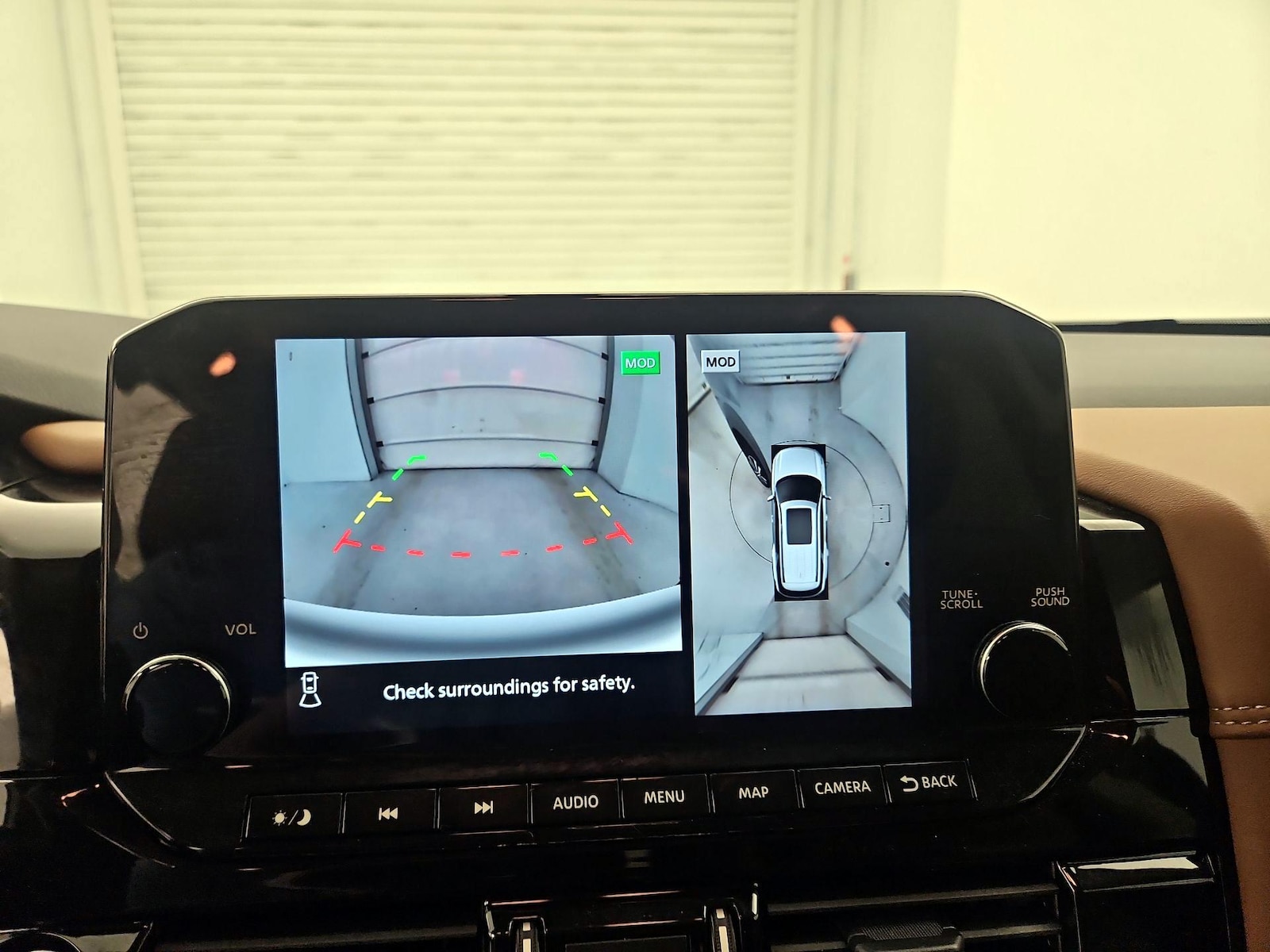 2024 Nissan Pathfinder Platinum - Photo 16
