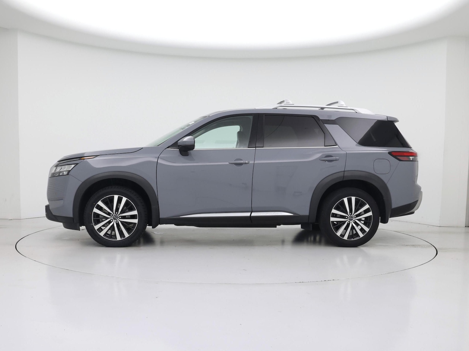 2024 Nissan Pathfinder Platinum - Photo 4