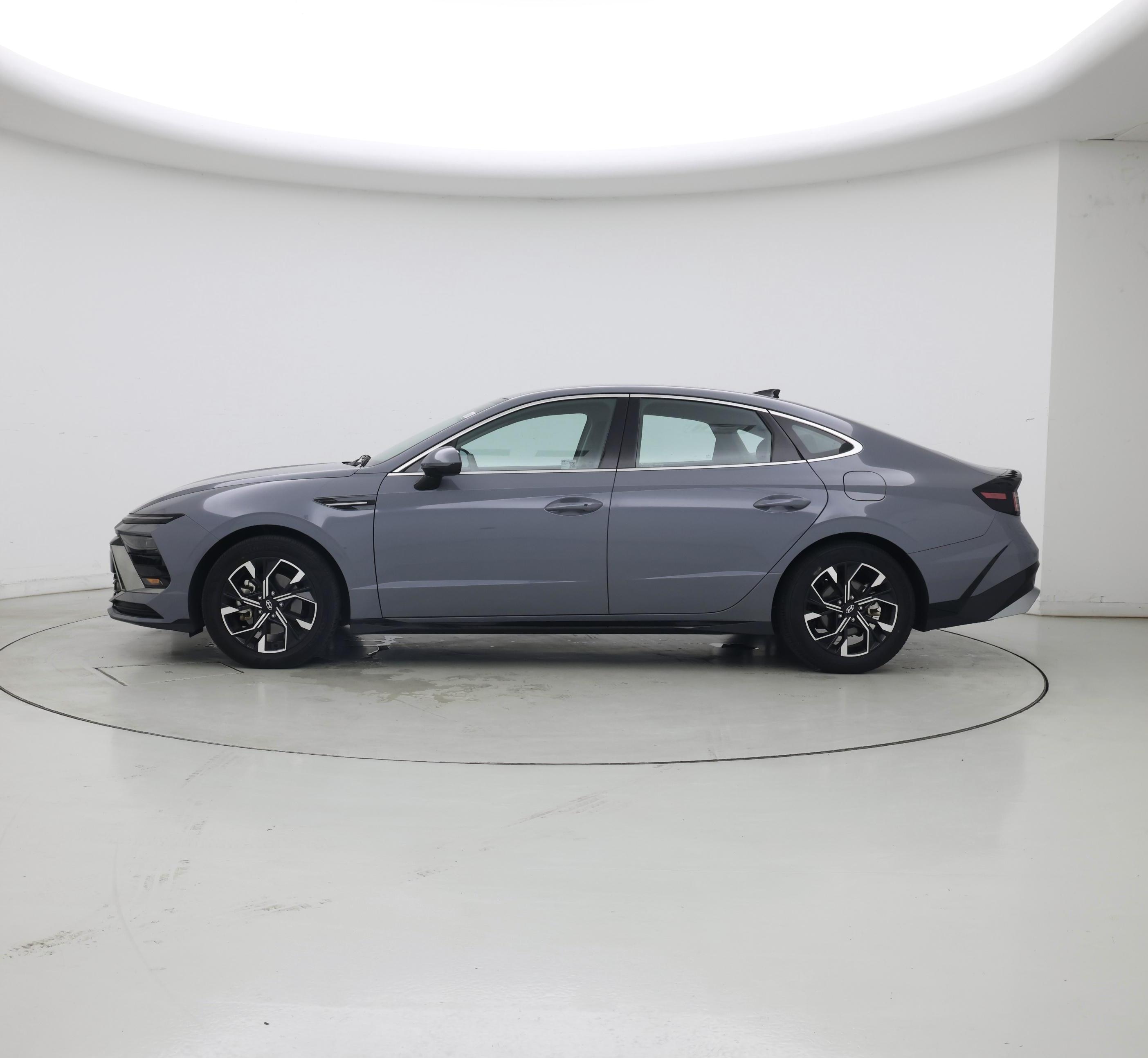 Thumbnail: 2025 Hyundai Sonata - 3