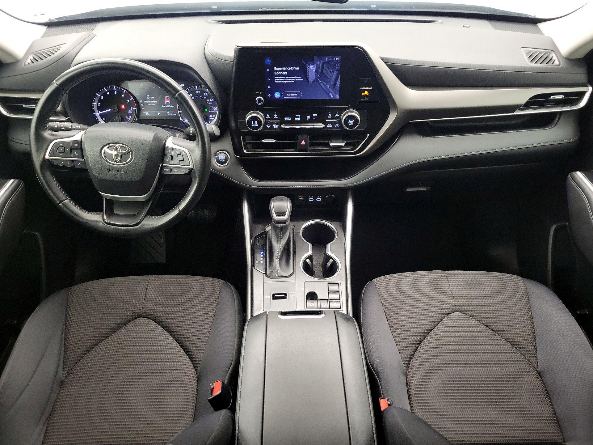 Thumbnail: 2023 Toyota Highlander - 9
