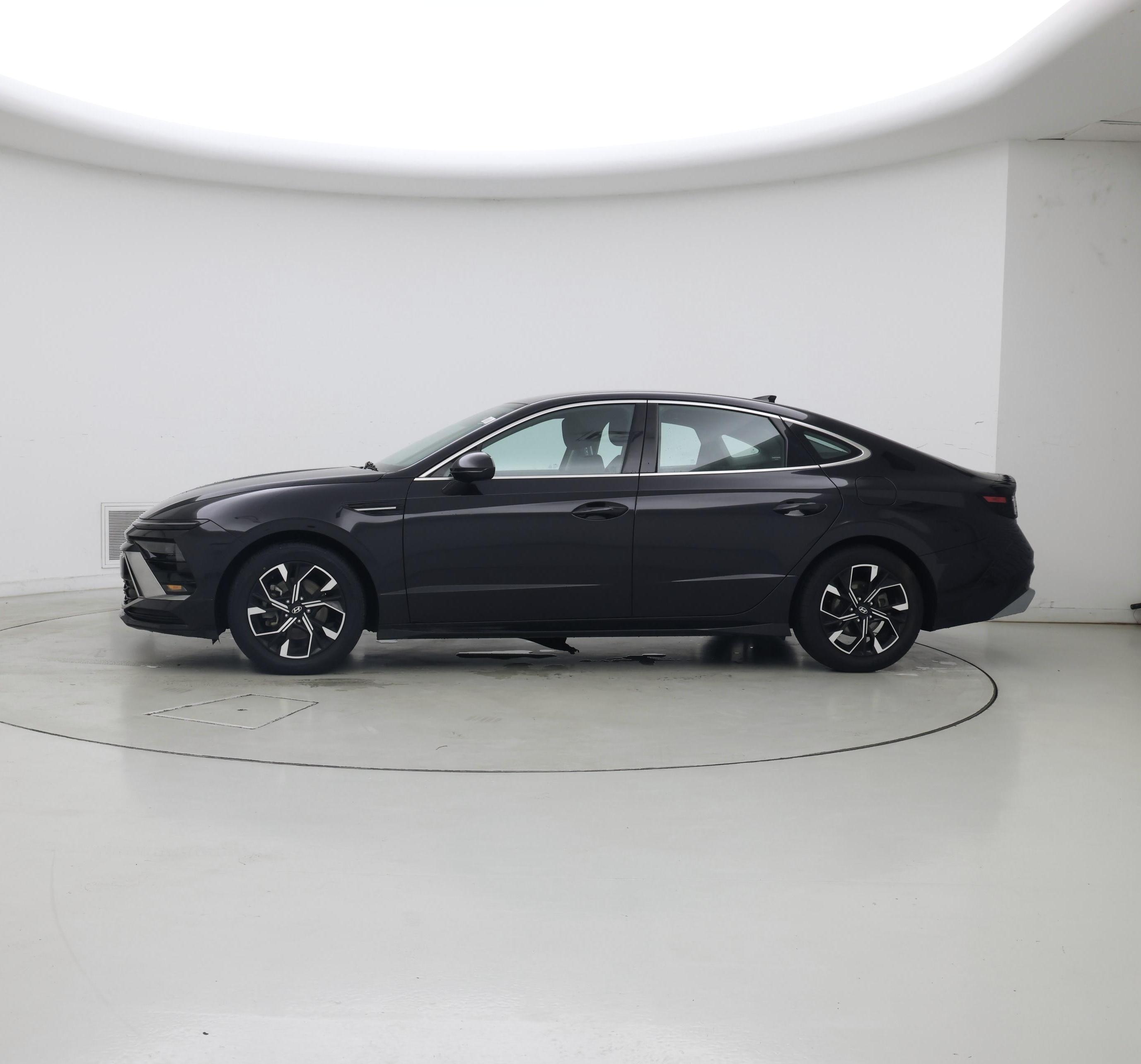Thumbnail: 2025 Hyundai Sonata - 3