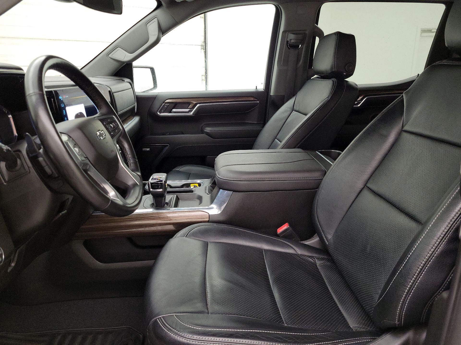Thumbnail: 2024 Chevrolet Silverado 1500 - 11