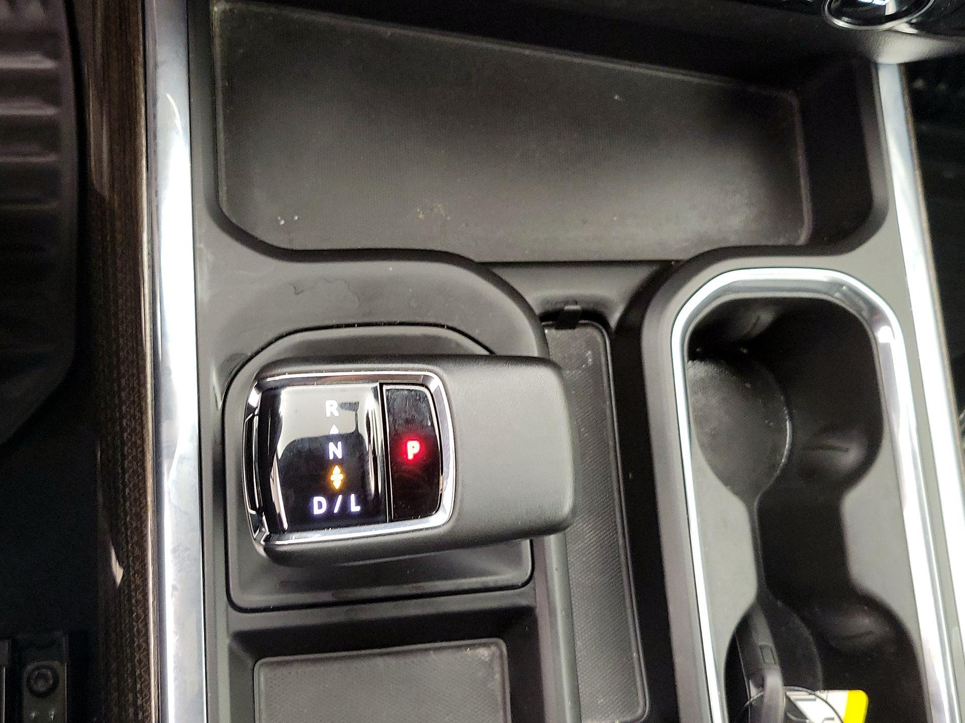 Thumbnail: 2024 Chevrolet Silverado 1500 - 17
