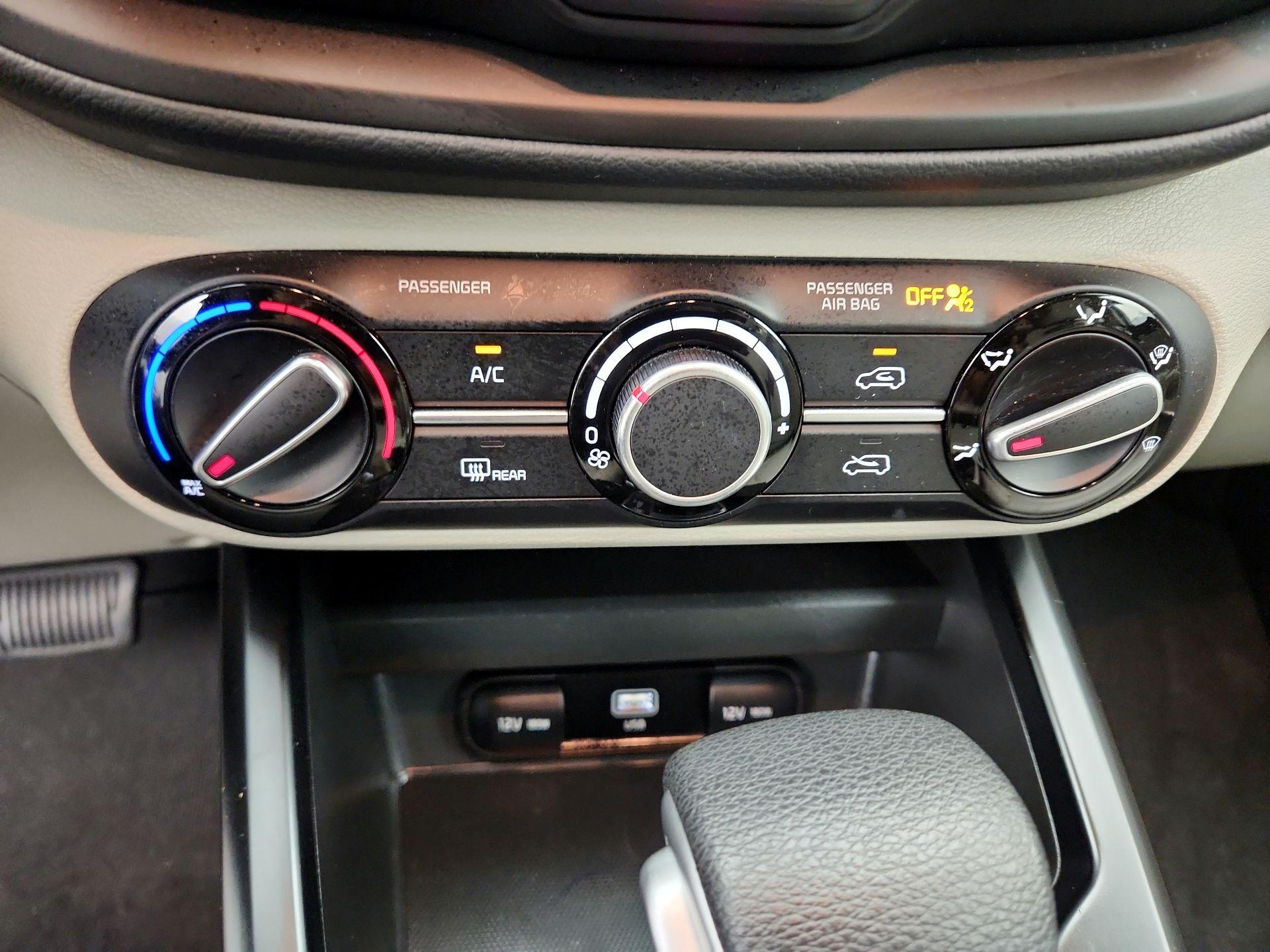 Thumbnail: 2025 Kia Soul - 16