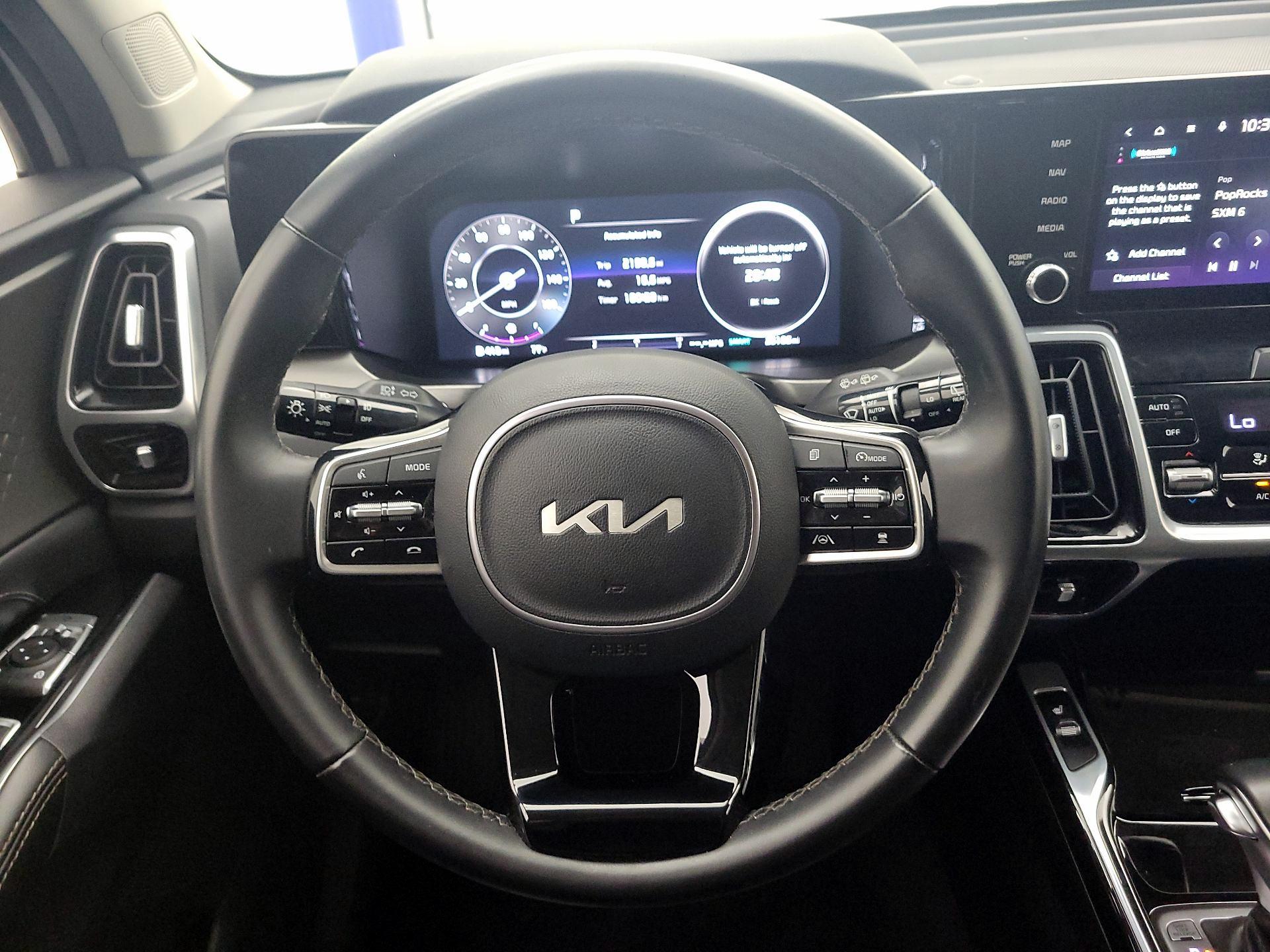 Thumbnail: 2023 Kia Sorento - 10