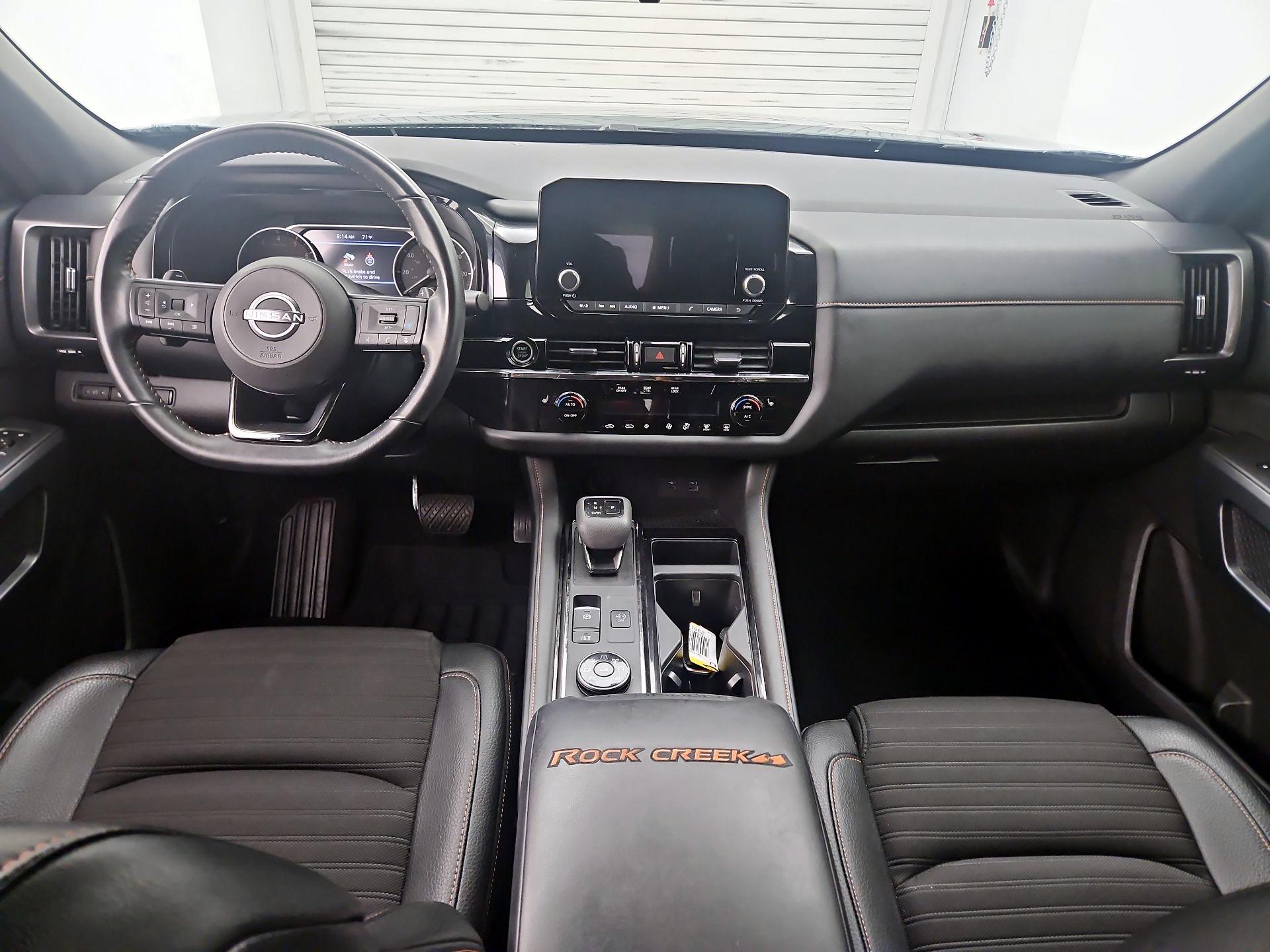 Thumbnail: 2024 Nissan Pathfinder - 9