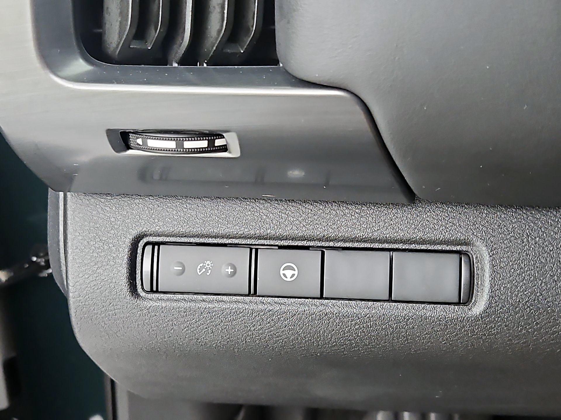Thumbnail: 2024 Nissan Pathfinder - 13