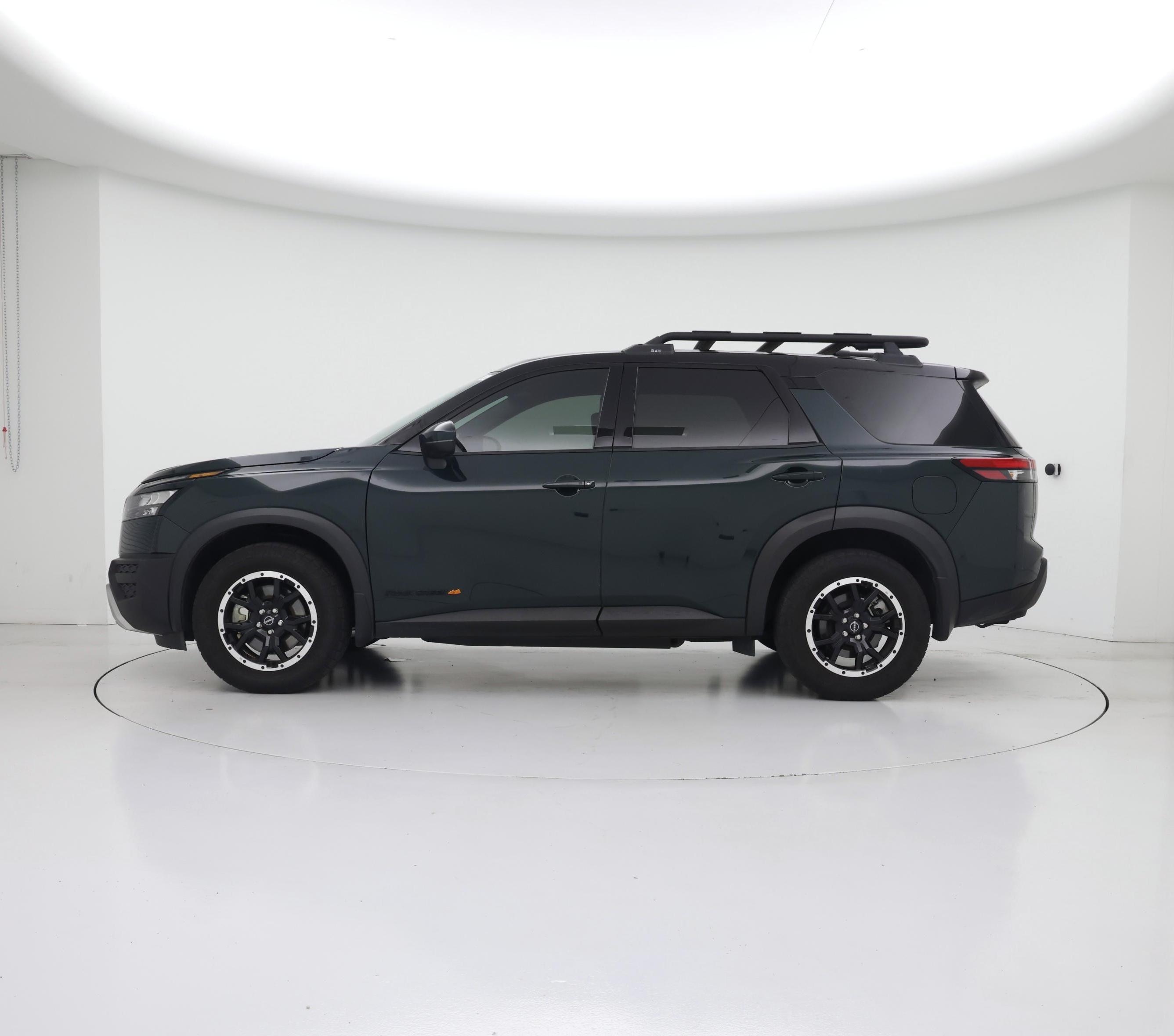 Thumbnail: 2024 Nissan Pathfinder - 3