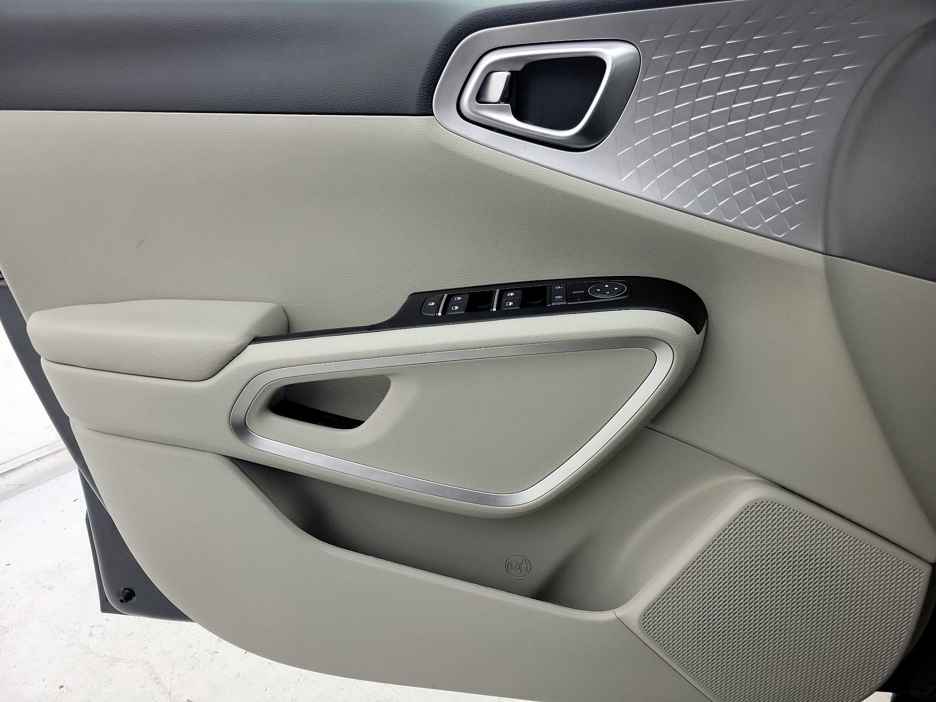 Thumbnail: 2025 Kia Soul - 12