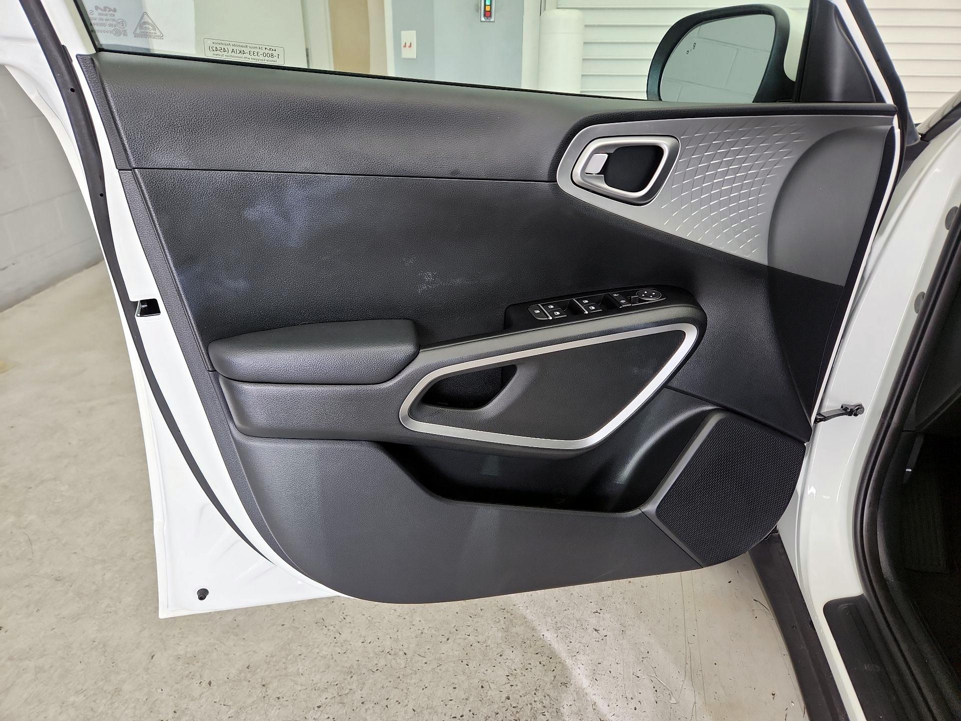 Thumbnail: 2025 Kia Soul - 12