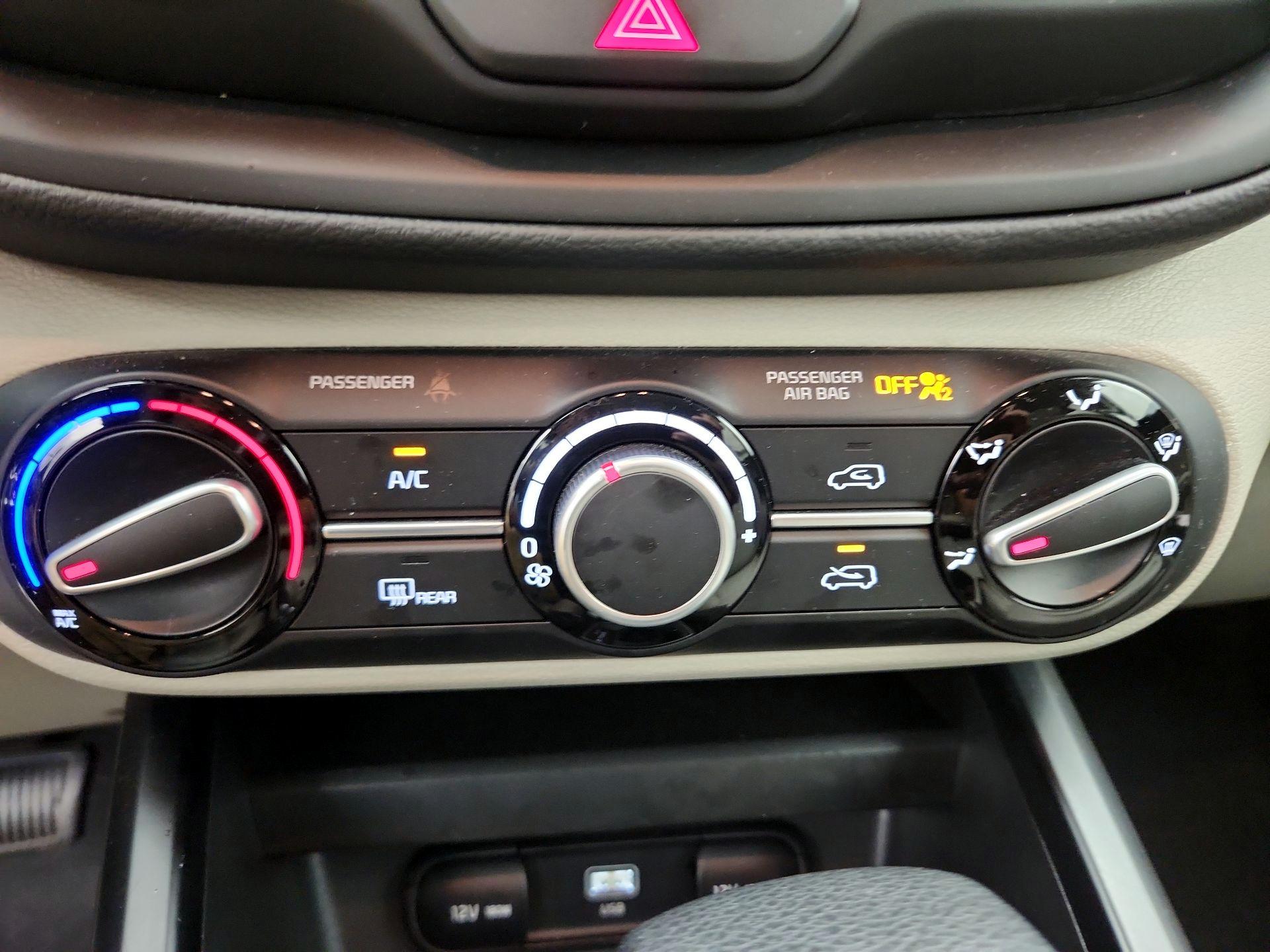 Thumbnail: 2025 Kia Soul - 16