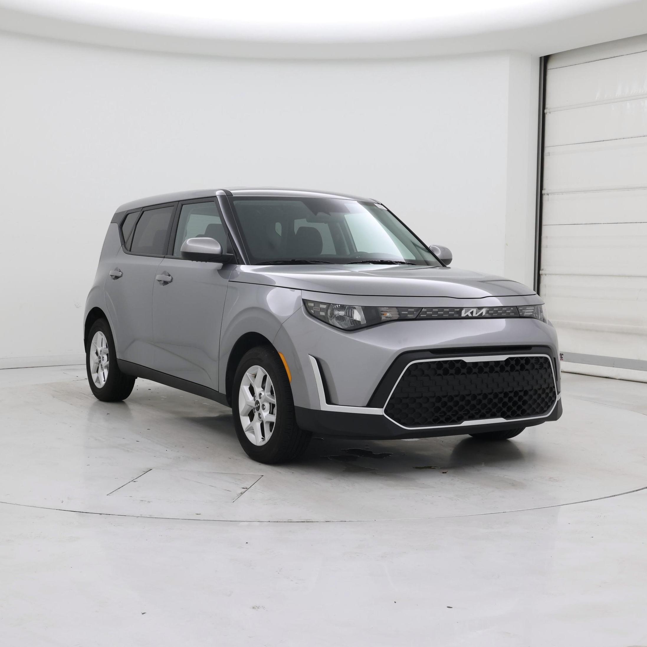 Gray 2025 Kia Soul SUV / Crossover Front-Wheel Drive Automatic