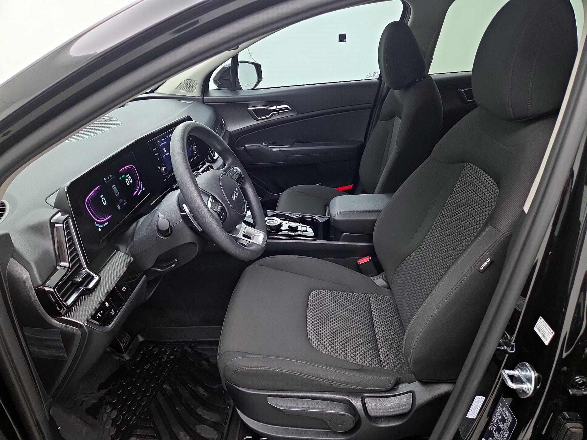 Thumbnail: 2025 Kia Sportage - 11