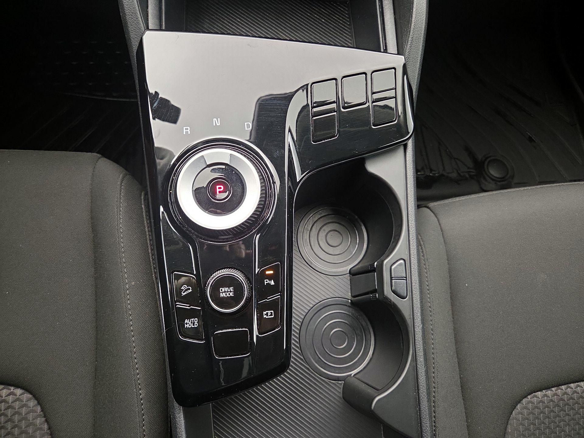 Thumbnail: 2025 Kia Sportage - 17