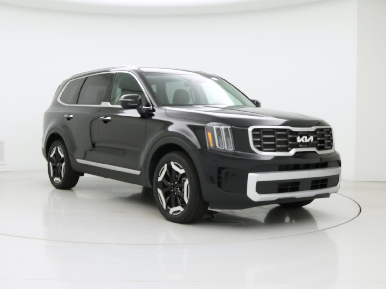 2025 Kia Telluride S - Photo 2
