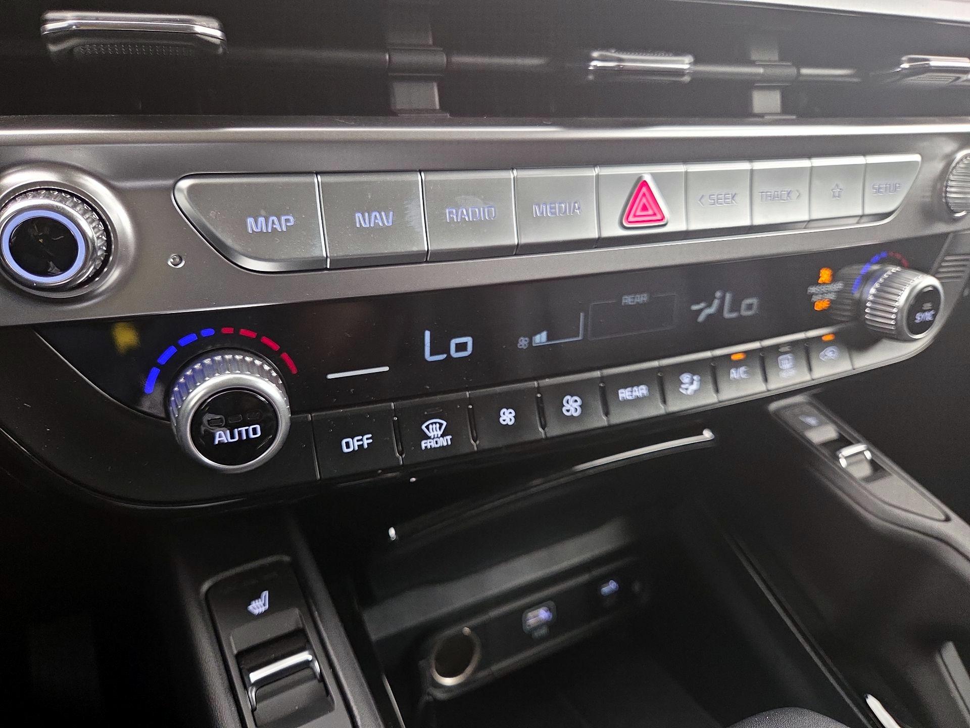 Thumbnail: 2025 Kia Telluride - 17