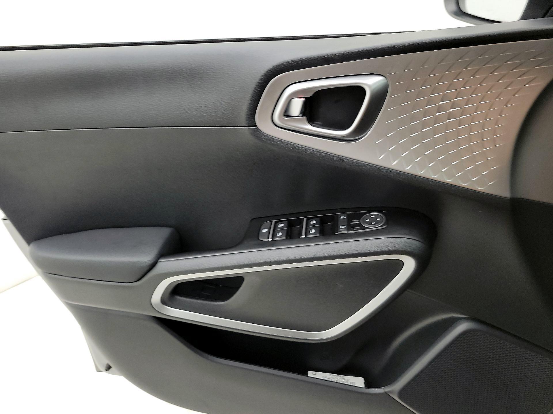 Thumbnail: 2025 Kia Soul - 12