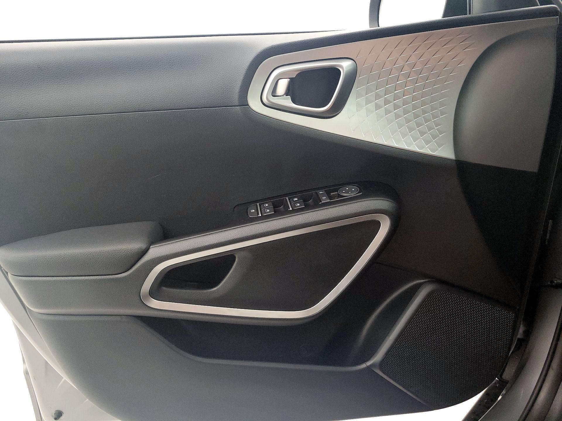 Thumbnail: 2025 Kia Soul - 12