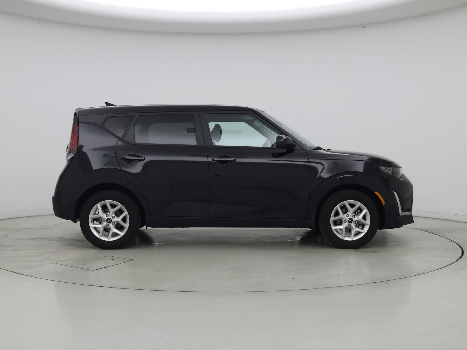 2025 Kia Soul LX - Photo 8