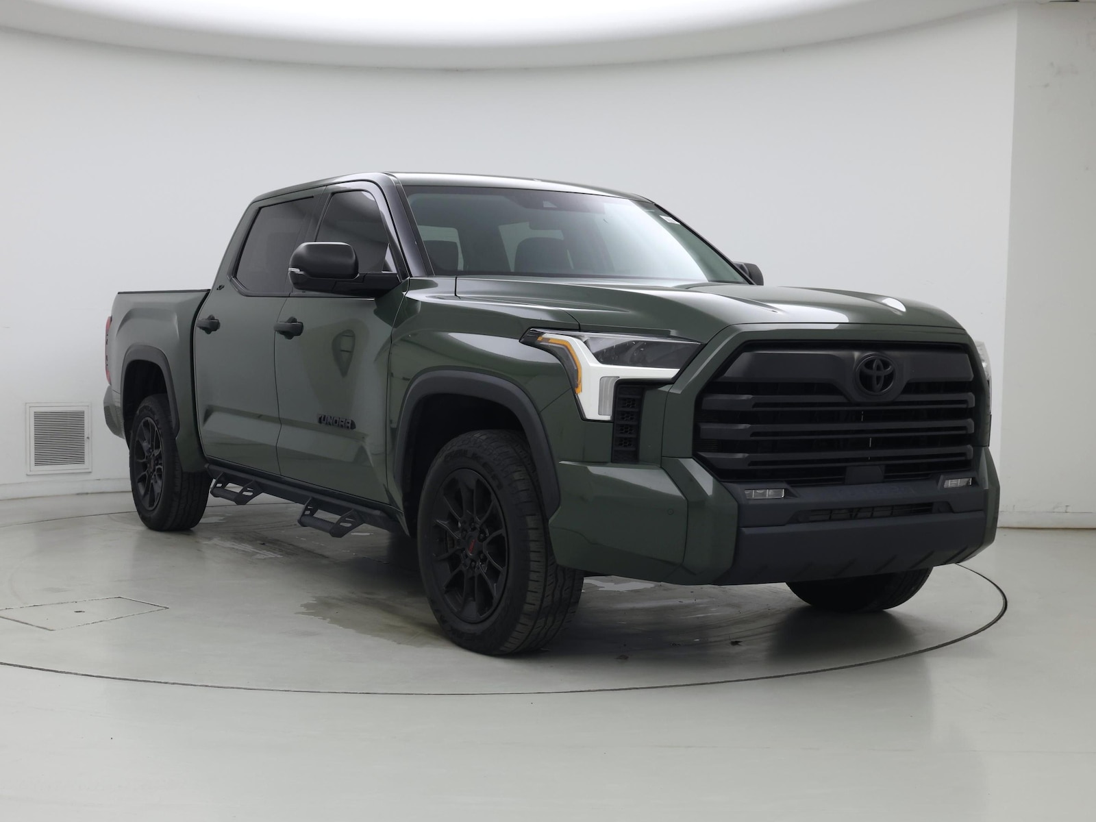 2023 Toyota Tundra SR5 - Photo 2