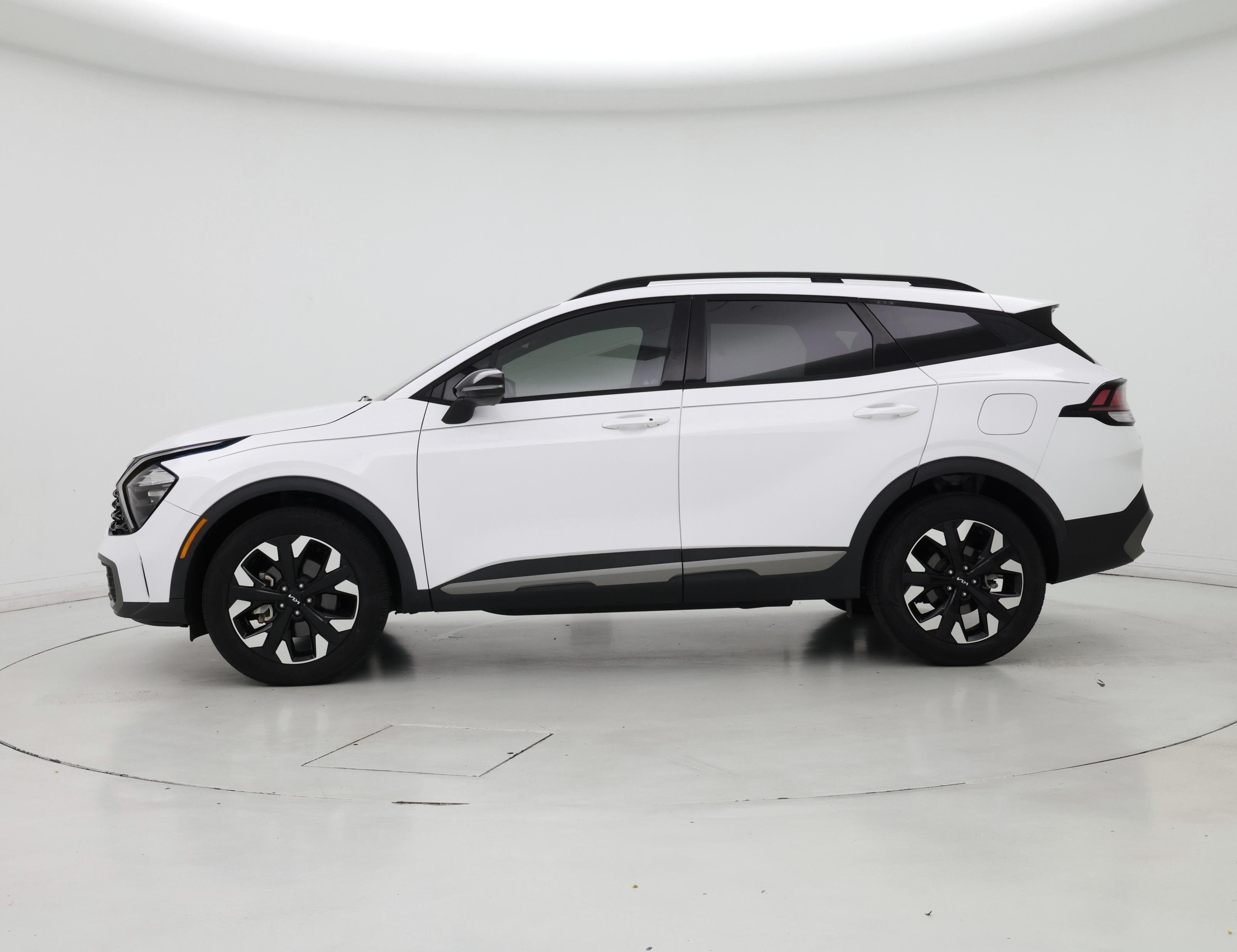 Thumbnail: 2023 Kia Sportage - 3