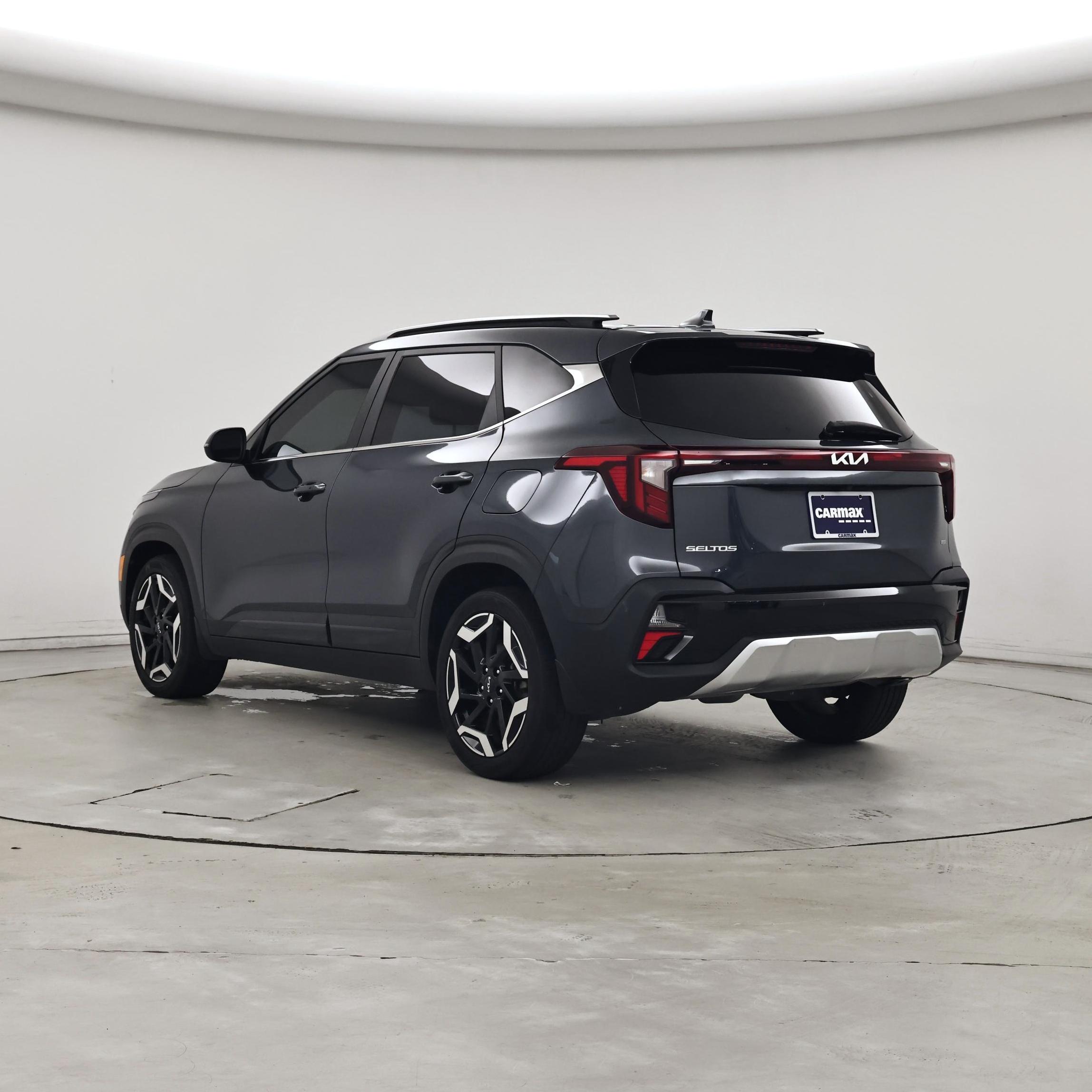 Thumbnail: 2024 Kia Seltos - 2