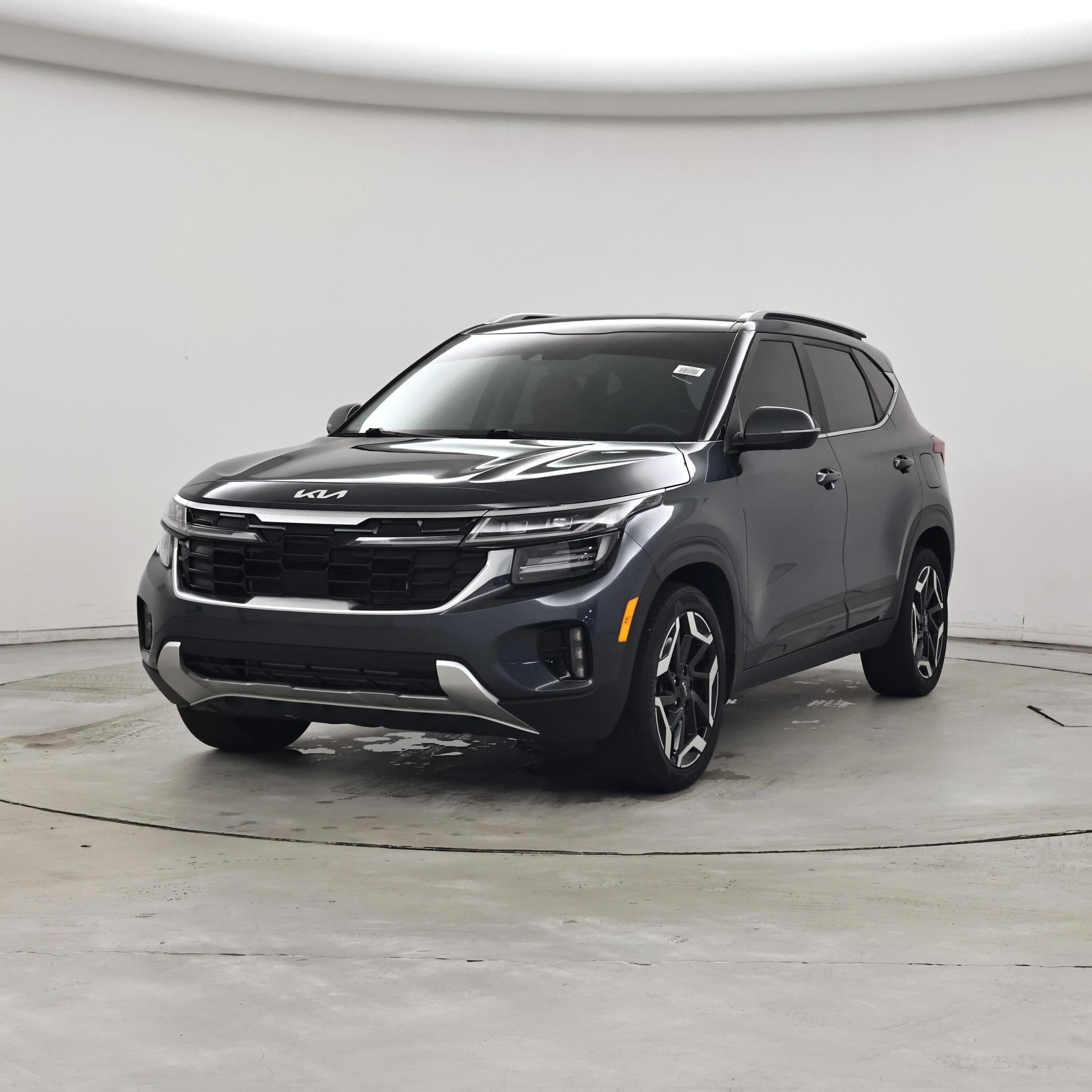 Thumbnail: 2024 Kia Seltos - 4