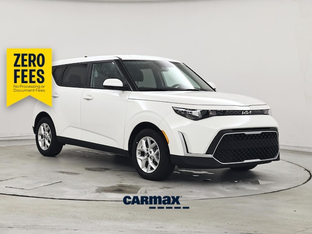 White 2025 Kia Soul SUV / Crossover Front-Wheel Drive Automatic