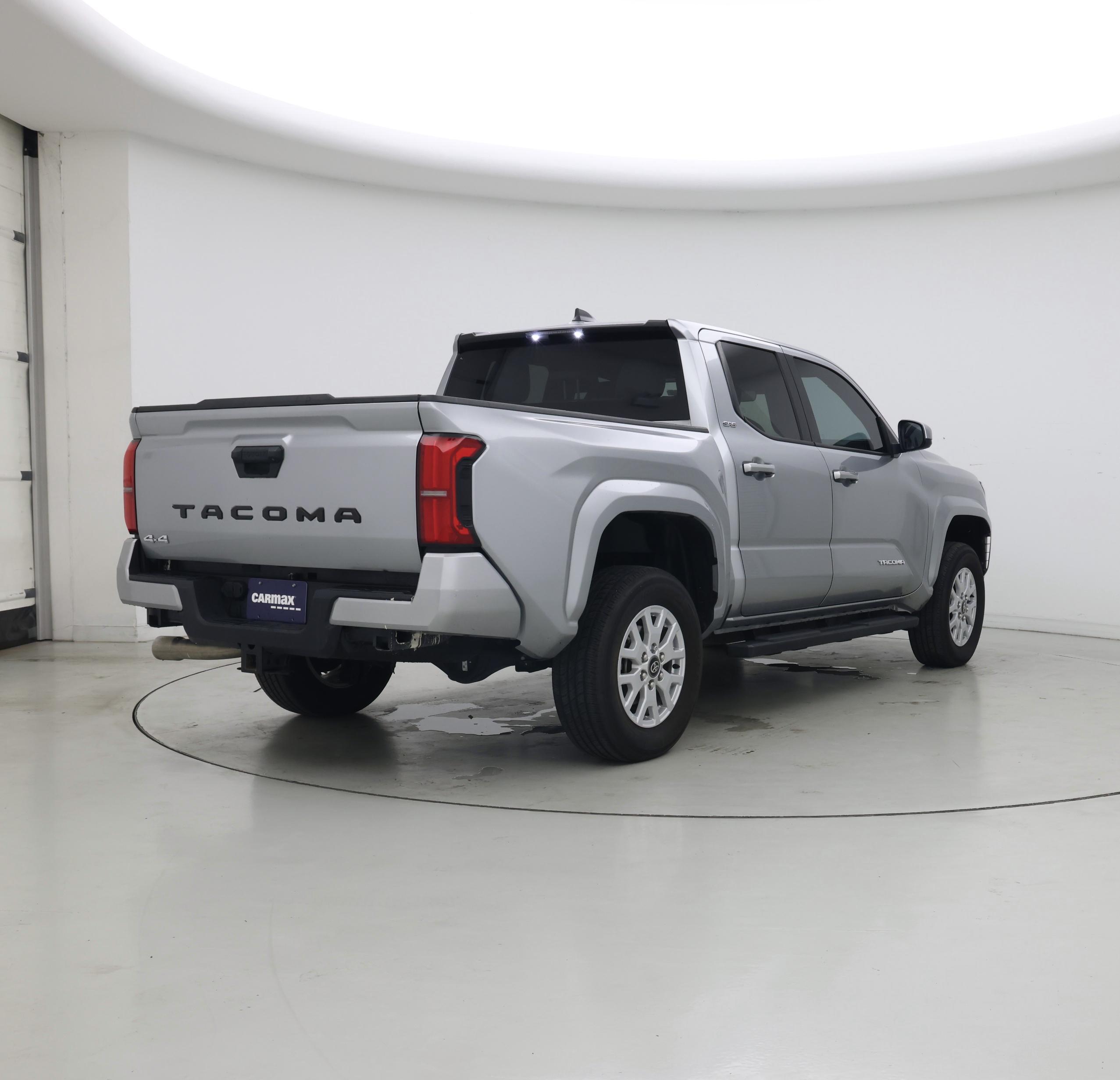 Thumbnail: 2024 Toyota Tacoma - 8
