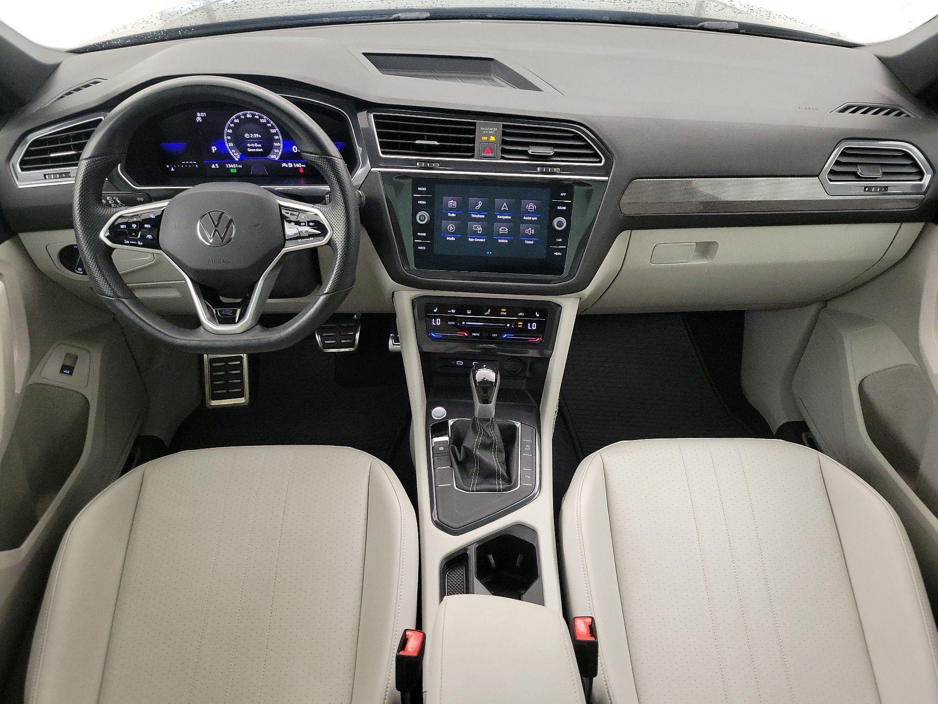 Thumbnail: 2024 Volkswagen Tiguan - 9