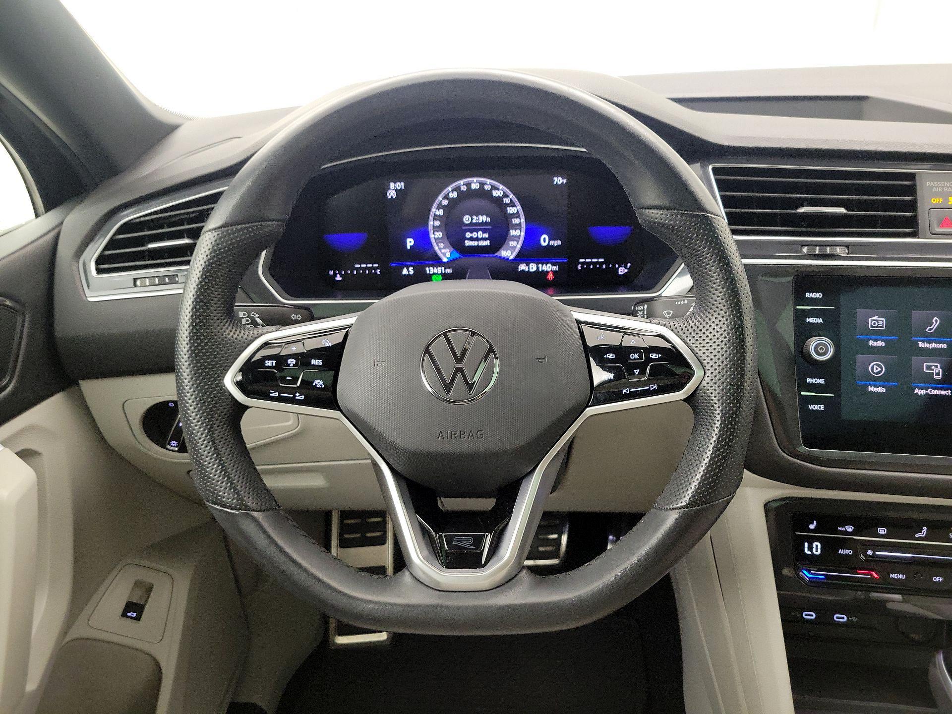 Thumbnail: 2024 Volkswagen Tiguan - 10