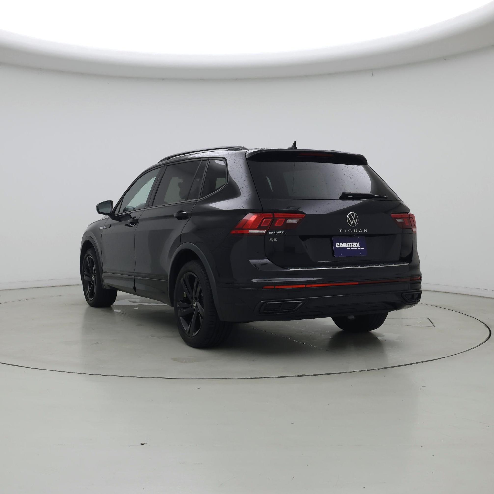 Thumbnail: 2024 Volkswagen Tiguan - 2