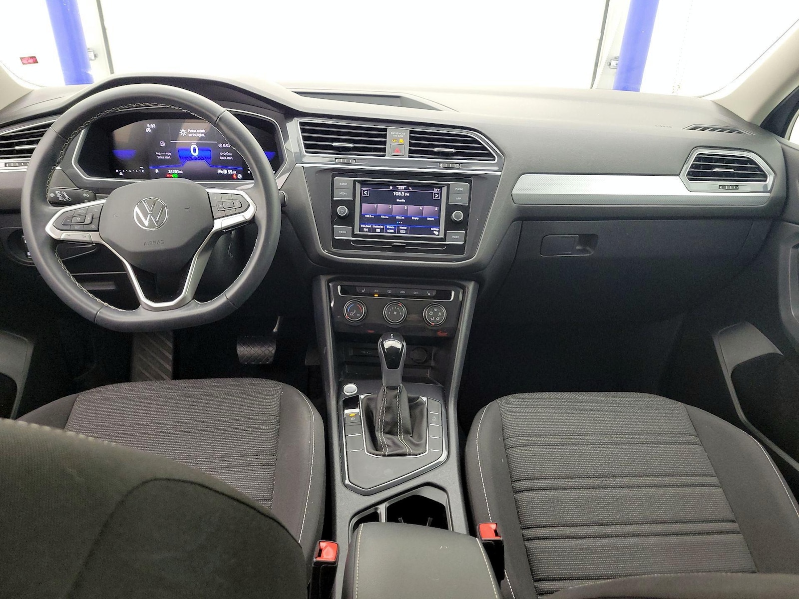 2024 Volkswagen Tiguan S - Photo 10