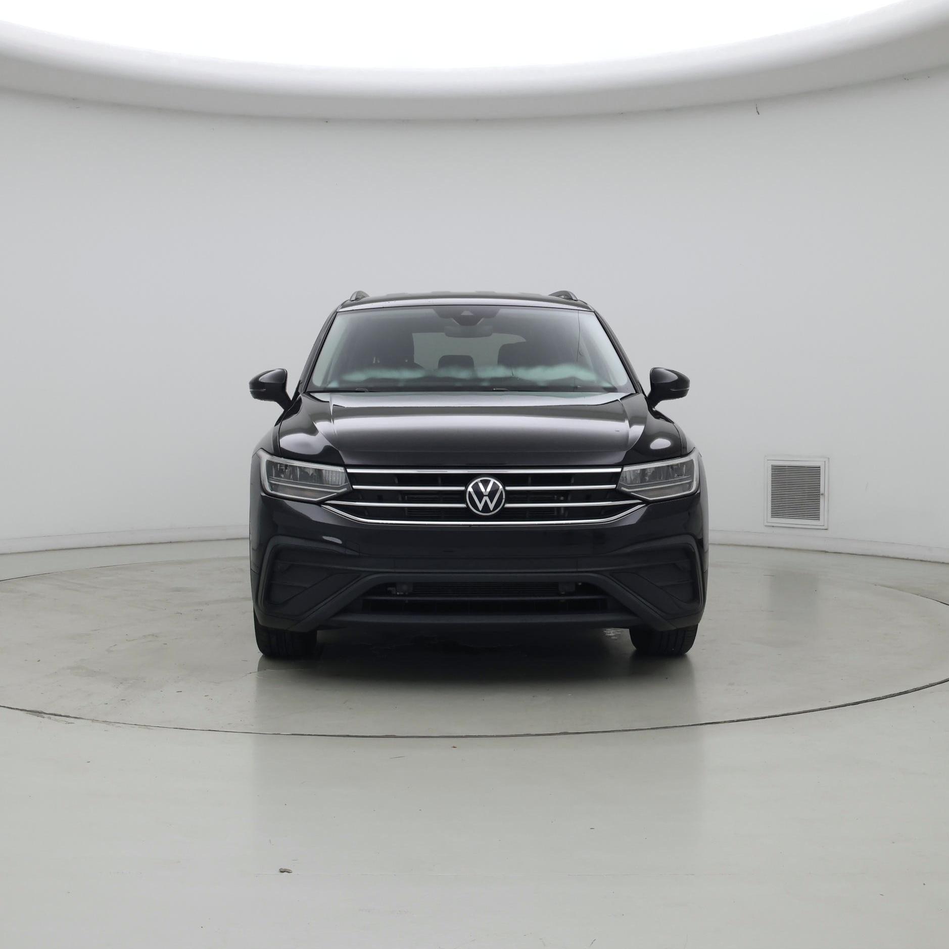 Thumbnail: 2023 Volkswagen Tiguan - 5