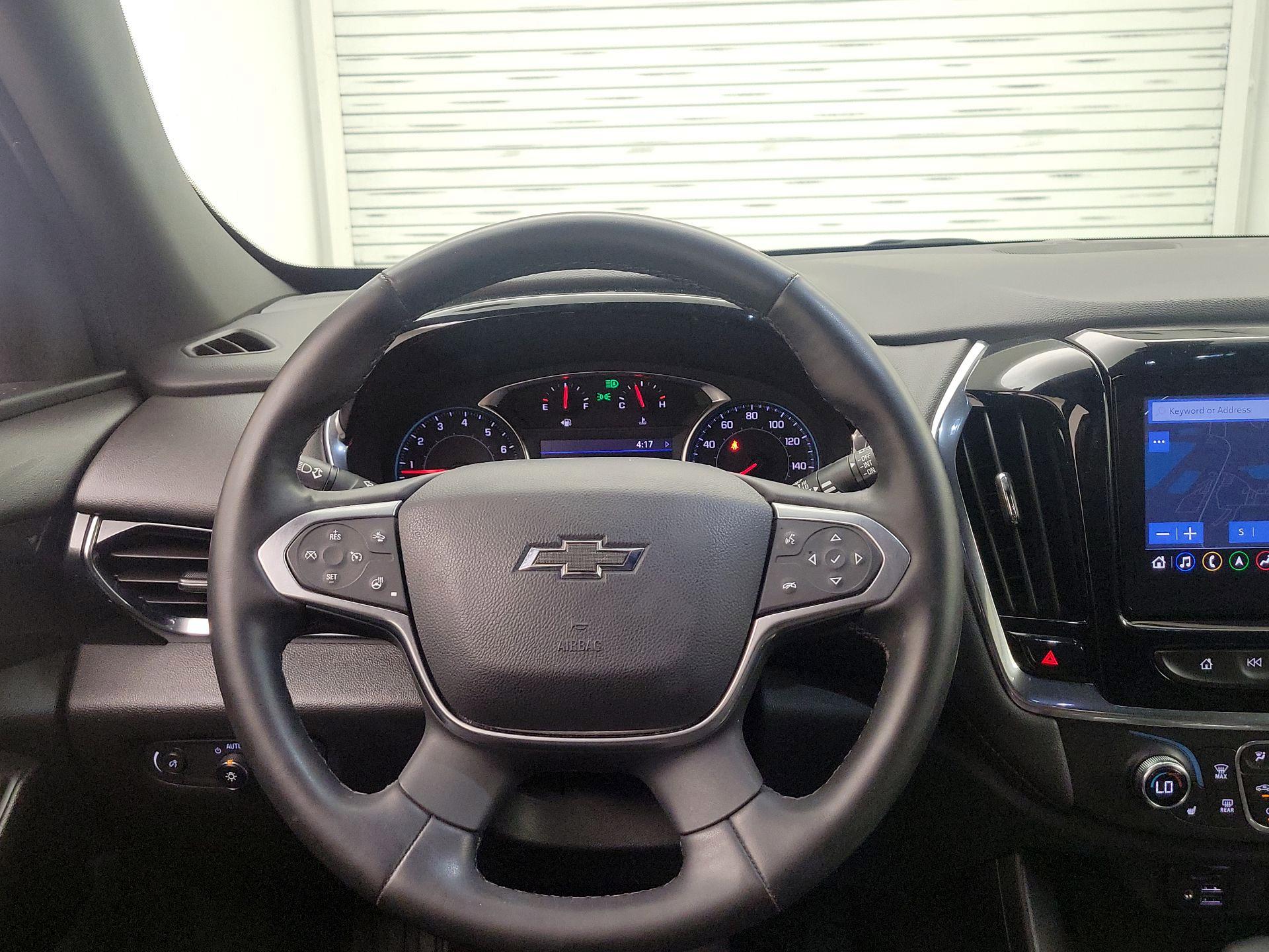 Thumbnail: 2023 Chevrolet Traverse - 10