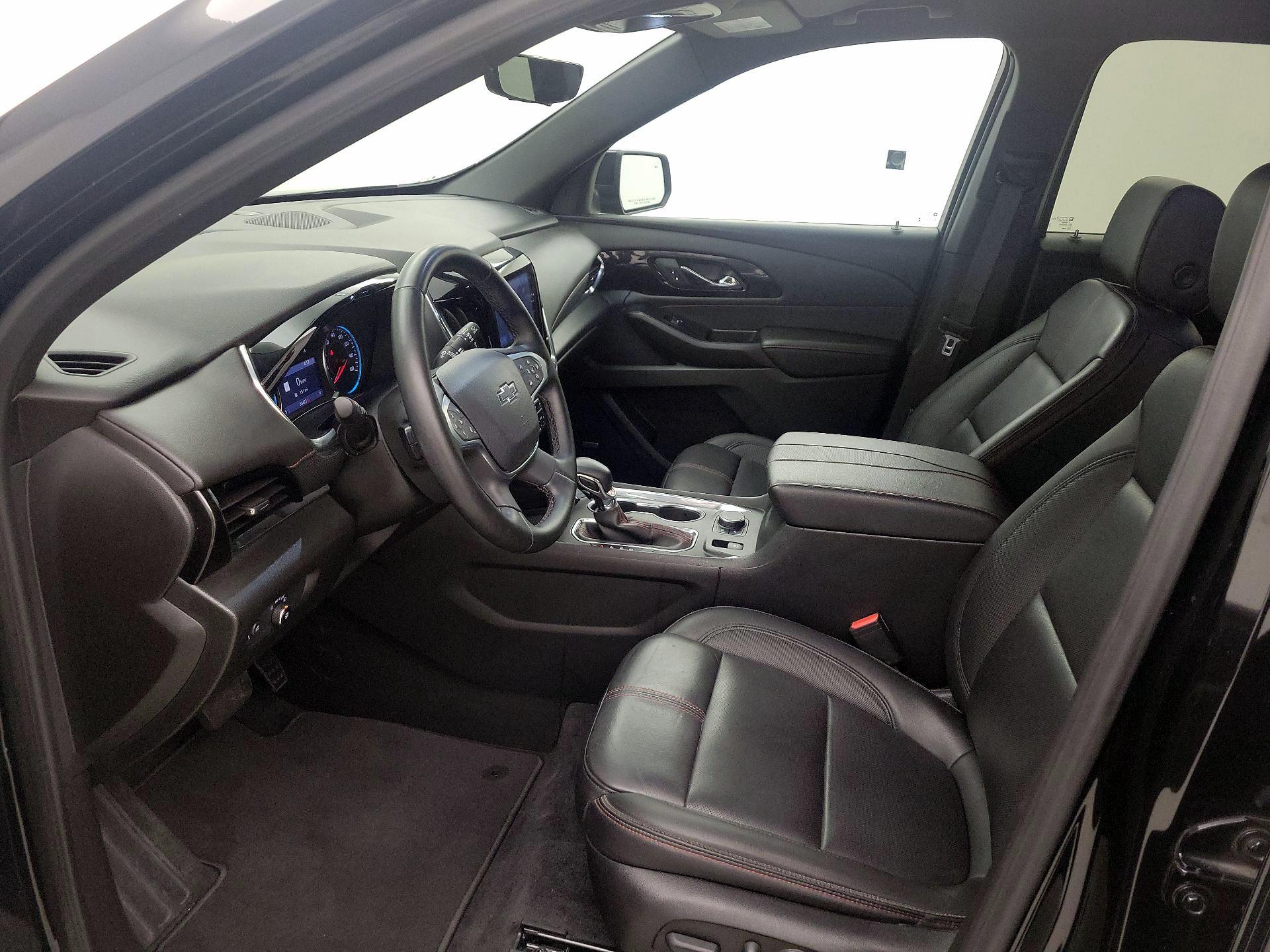 Thumbnail: 2023 Chevrolet Traverse - 11