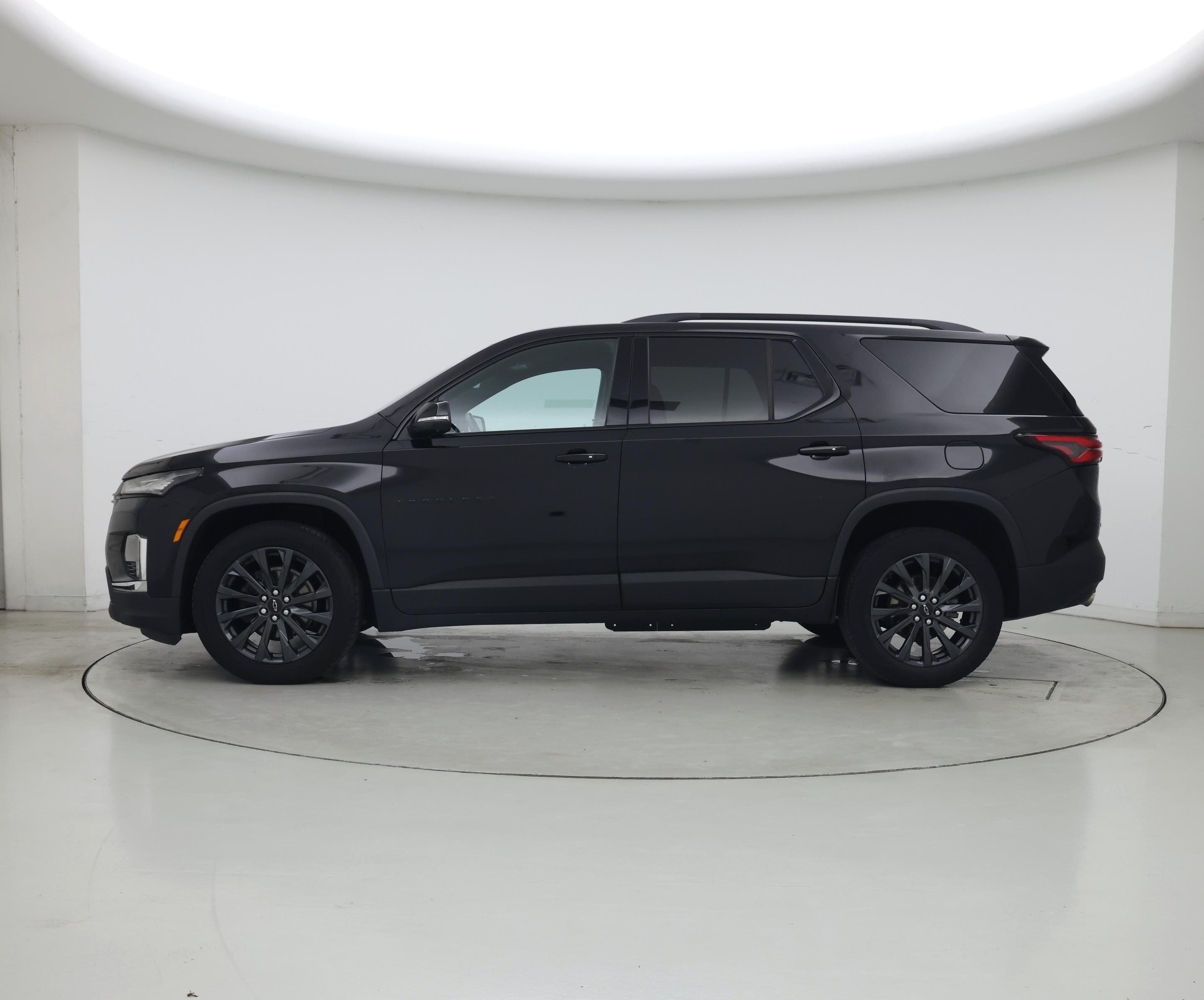 Thumbnail: 2023 Chevrolet Traverse - 3