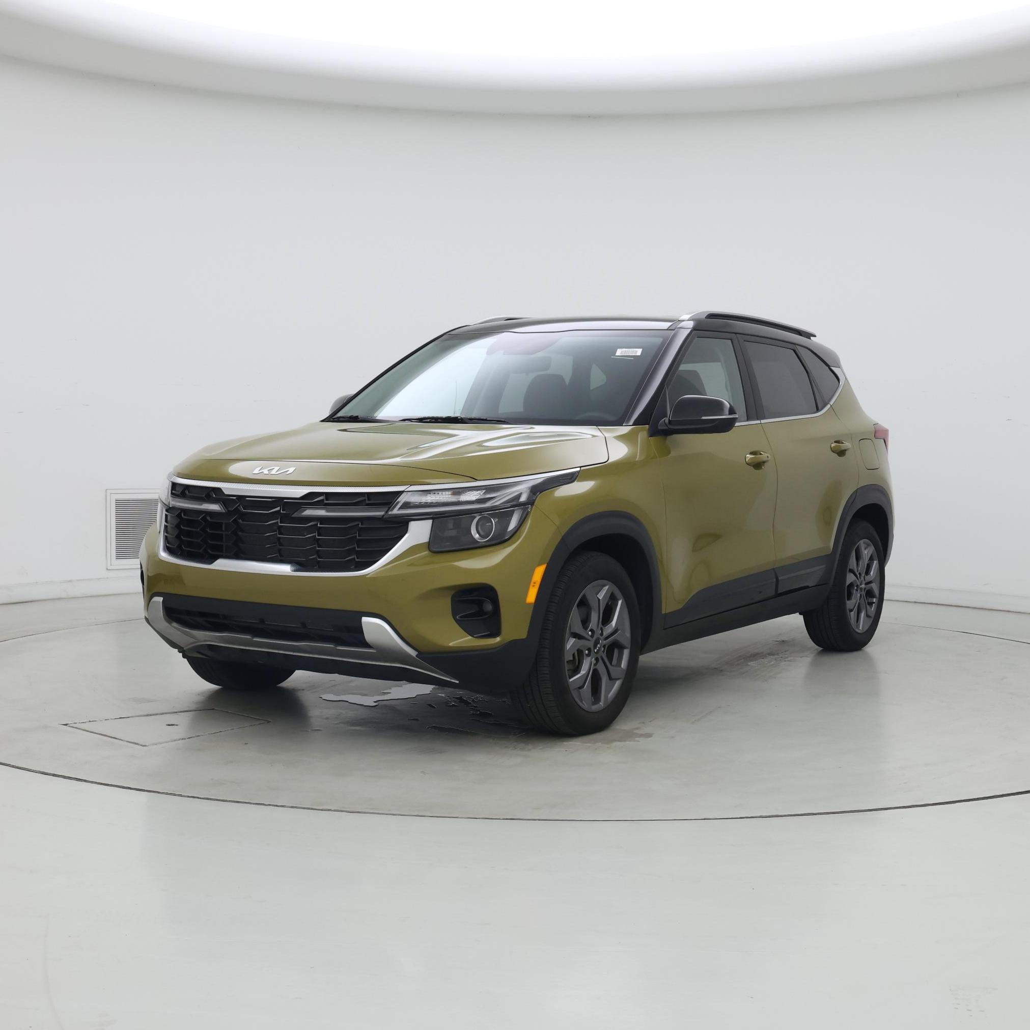 Thumbnail: 2024 Kia Seltos - 4