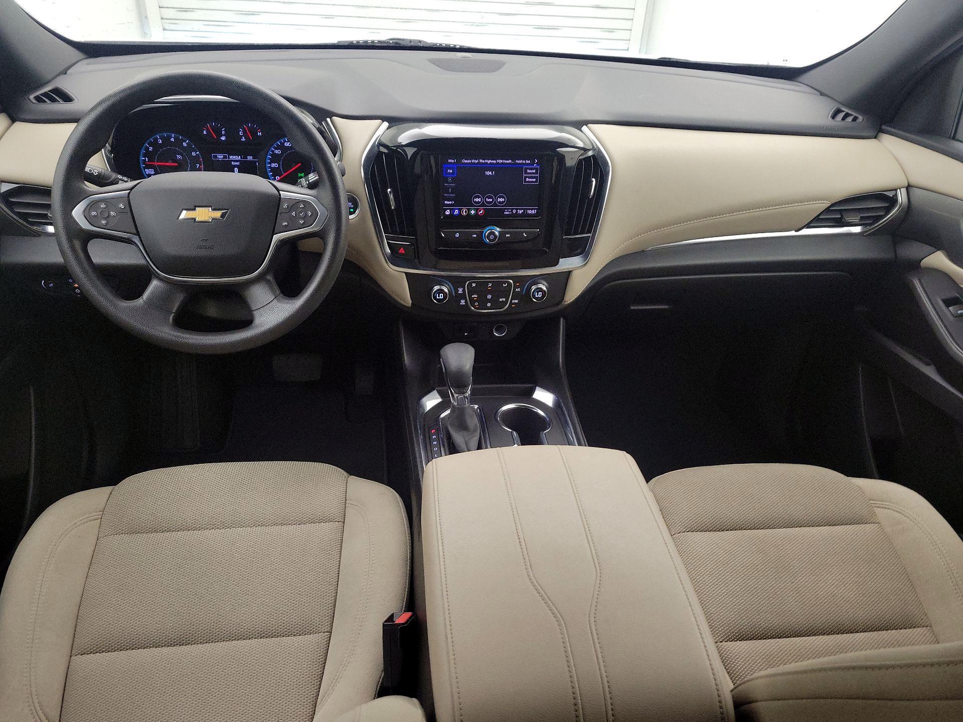 Thumbnail: 2023 Chevrolet Traverse - 9