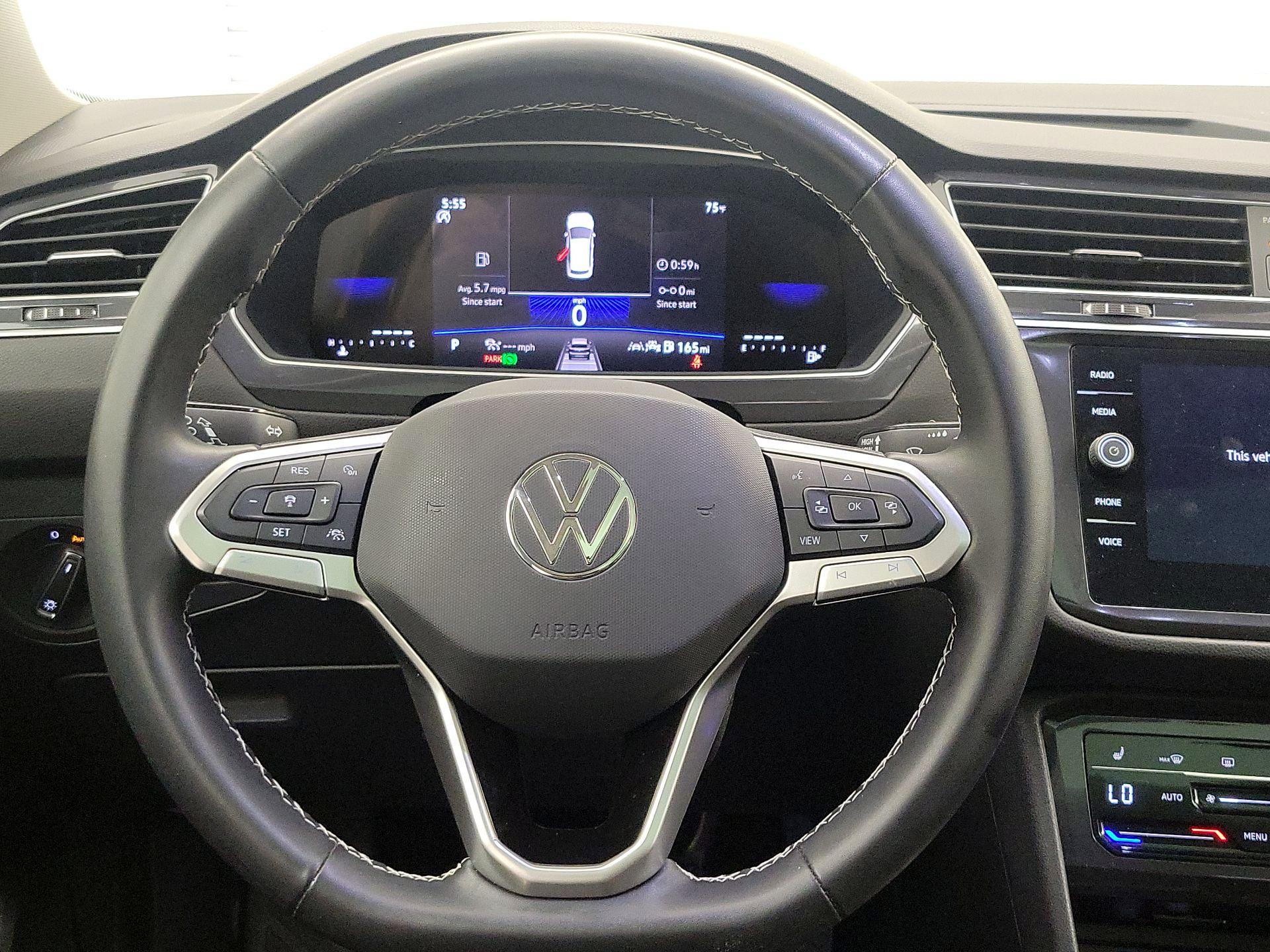 Thumbnail: 2024 Volkswagen Tiguan - 10