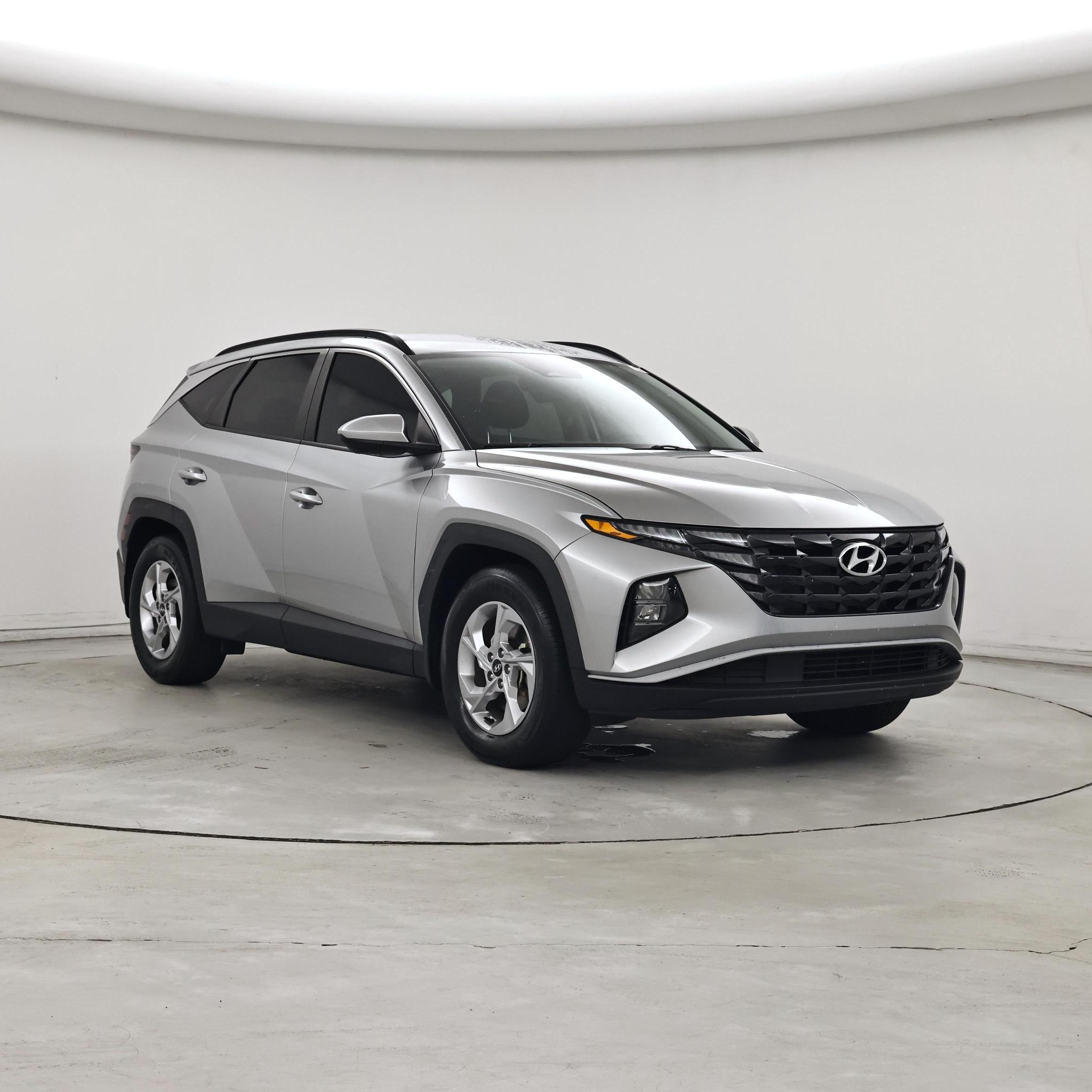 Silver 2024 Hyundai Tucson SUV / Crossover Front-Wheel Drive Automatic