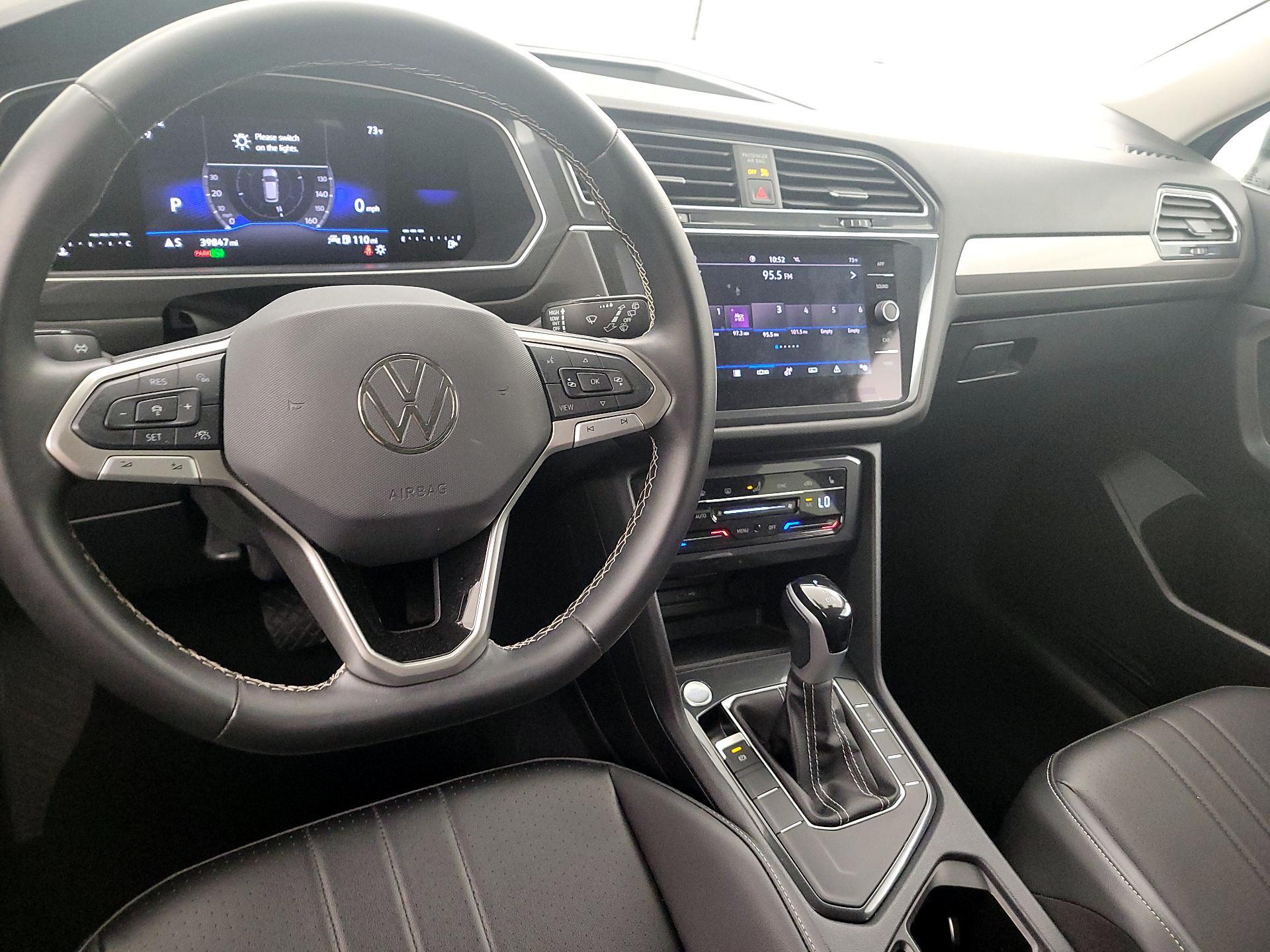 Thumbnail: 2024 Volkswagen Tiguan - 9