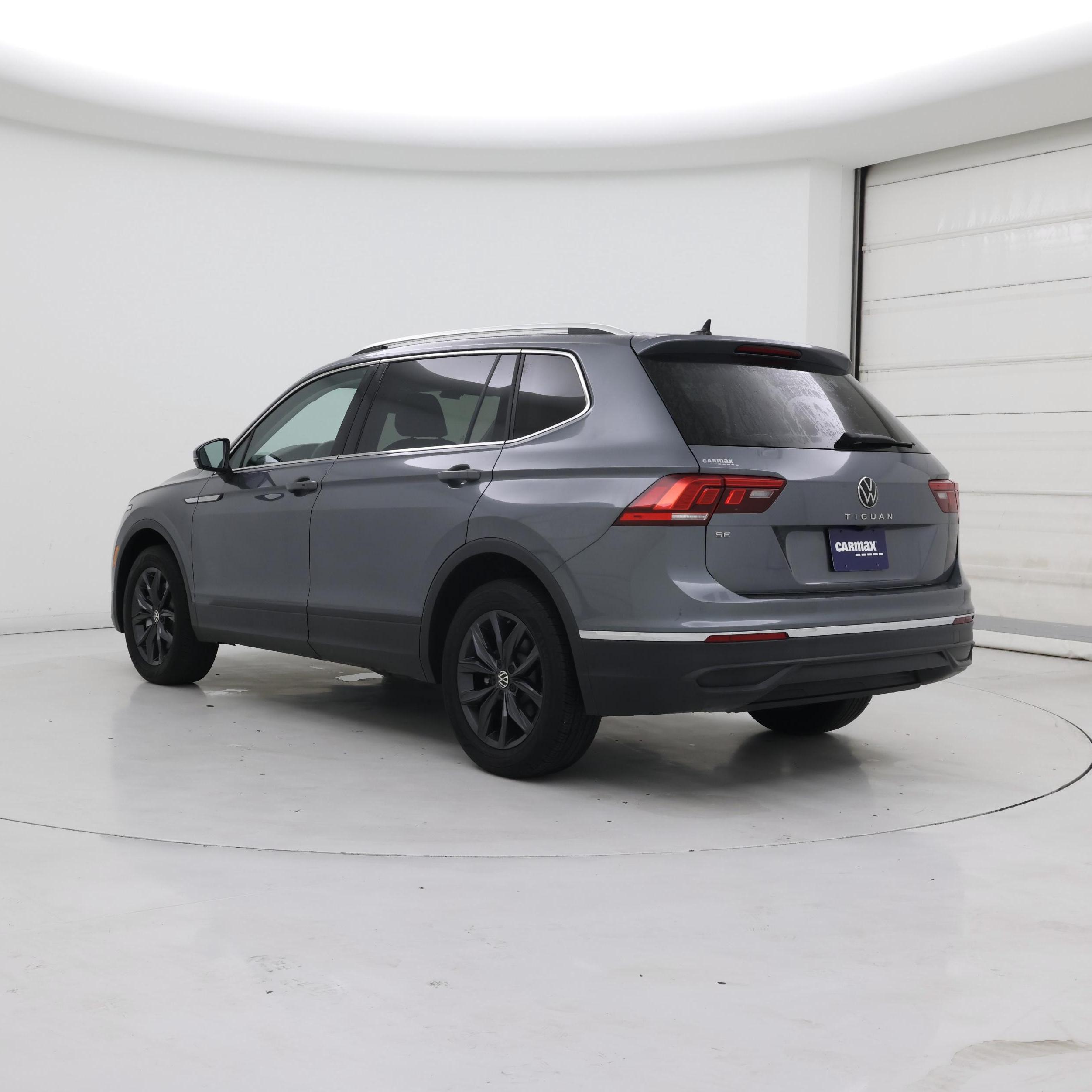 Thumbnail: 2024 Volkswagen Tiguan - 2