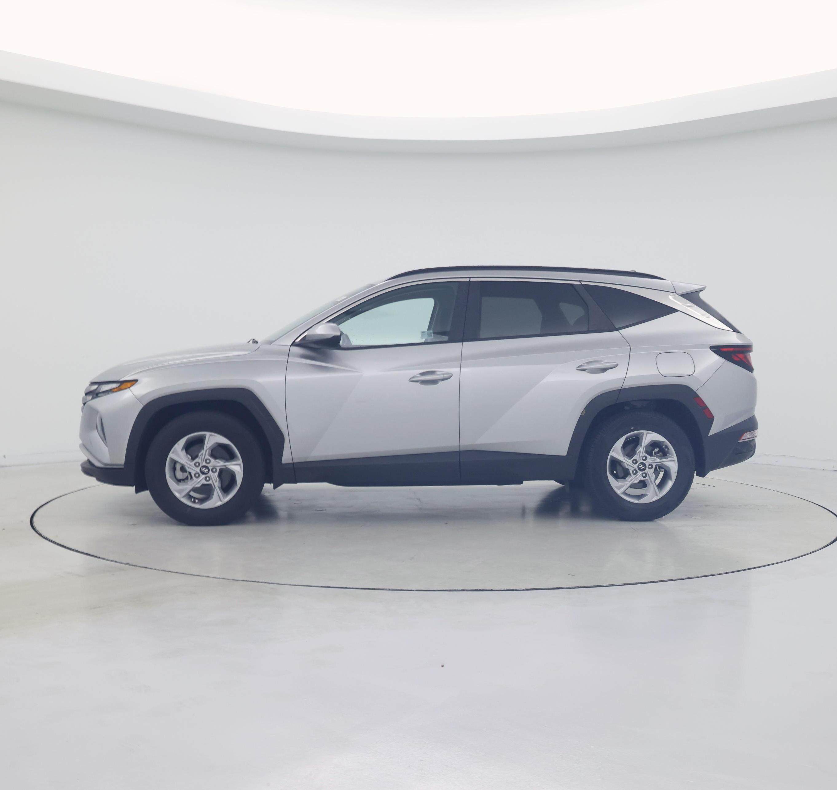 Thumbnail: 2024 Hyundai Tucson - 3