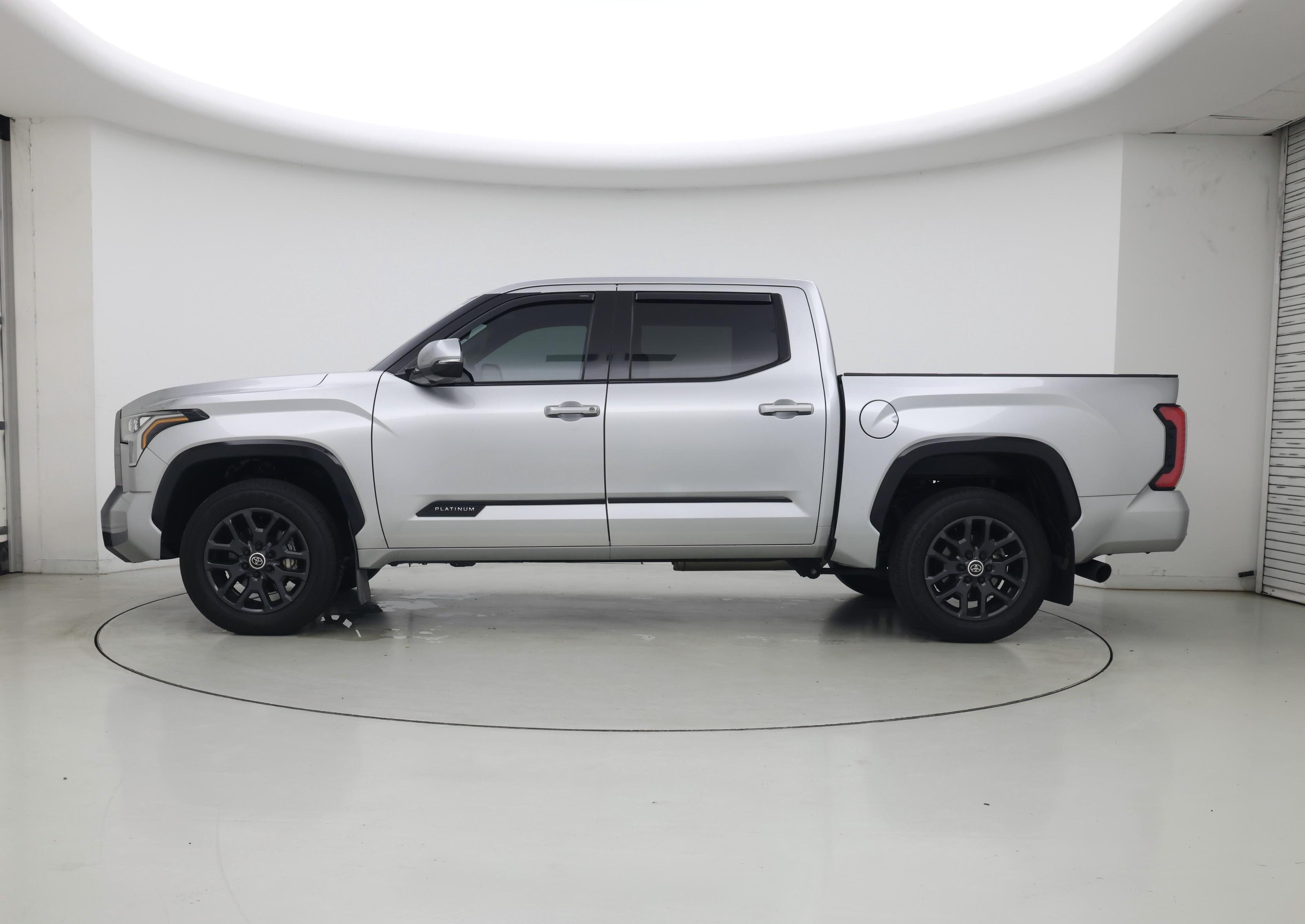 Thumbnail: 2023 Toyota Tundra - 3
