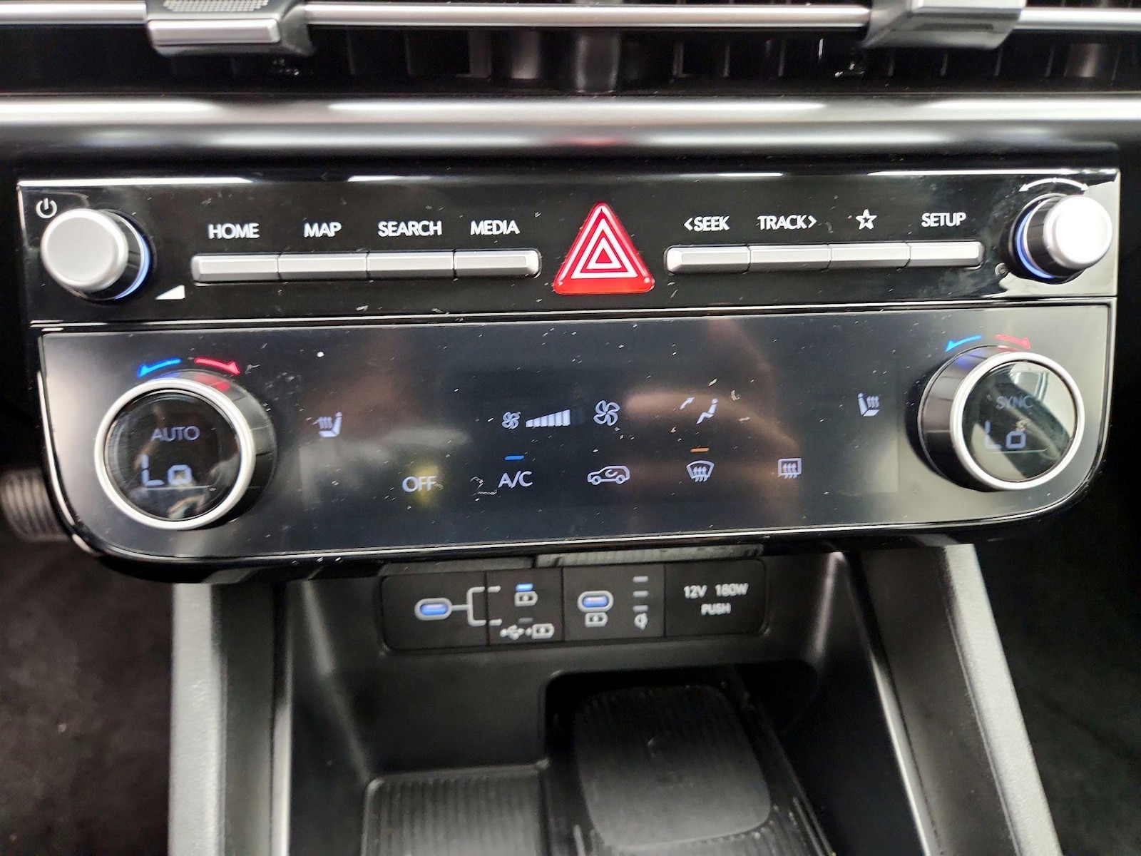 2025 Hyundai Tucson SEL - Photo 17