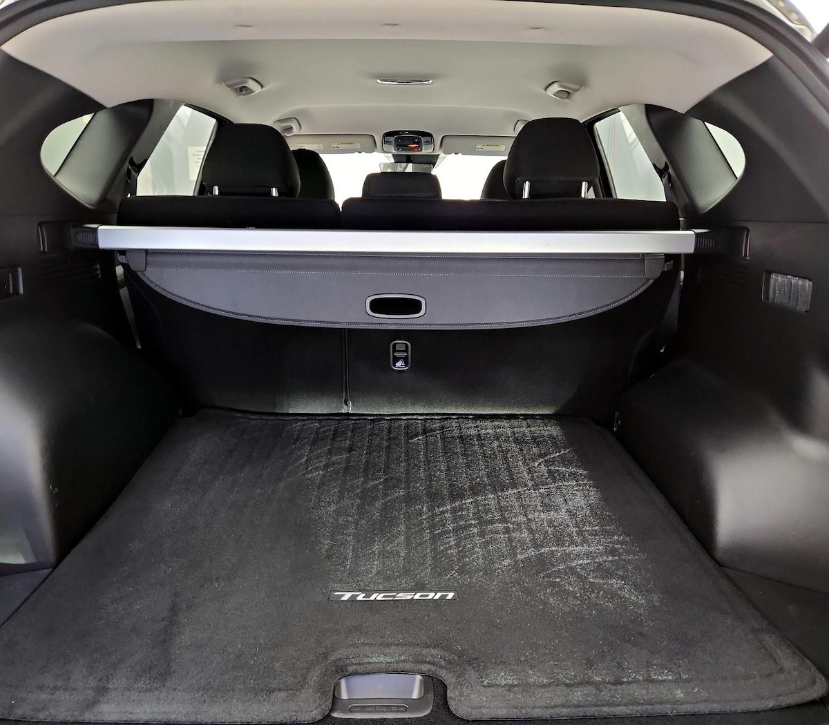 Trunk/Cargo (Seats Up)