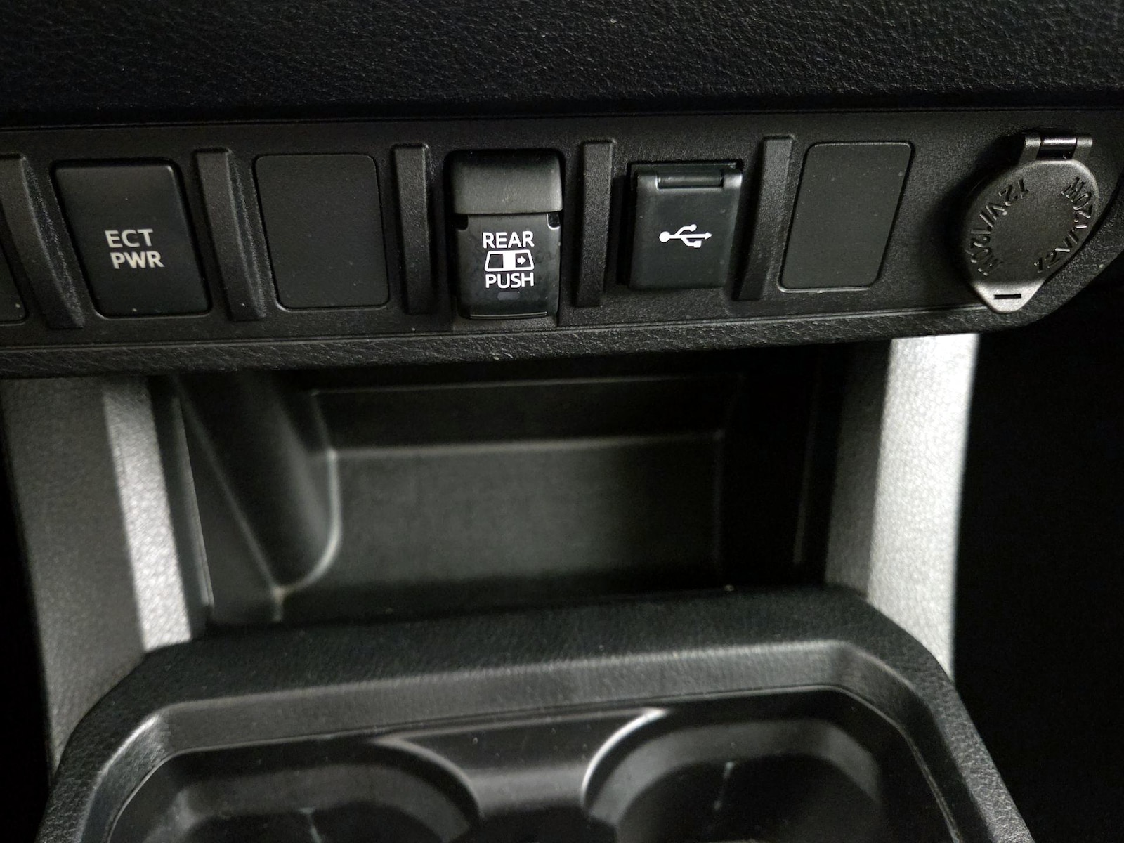 2021 Toyota Tacoma SR5 - Photo 19
