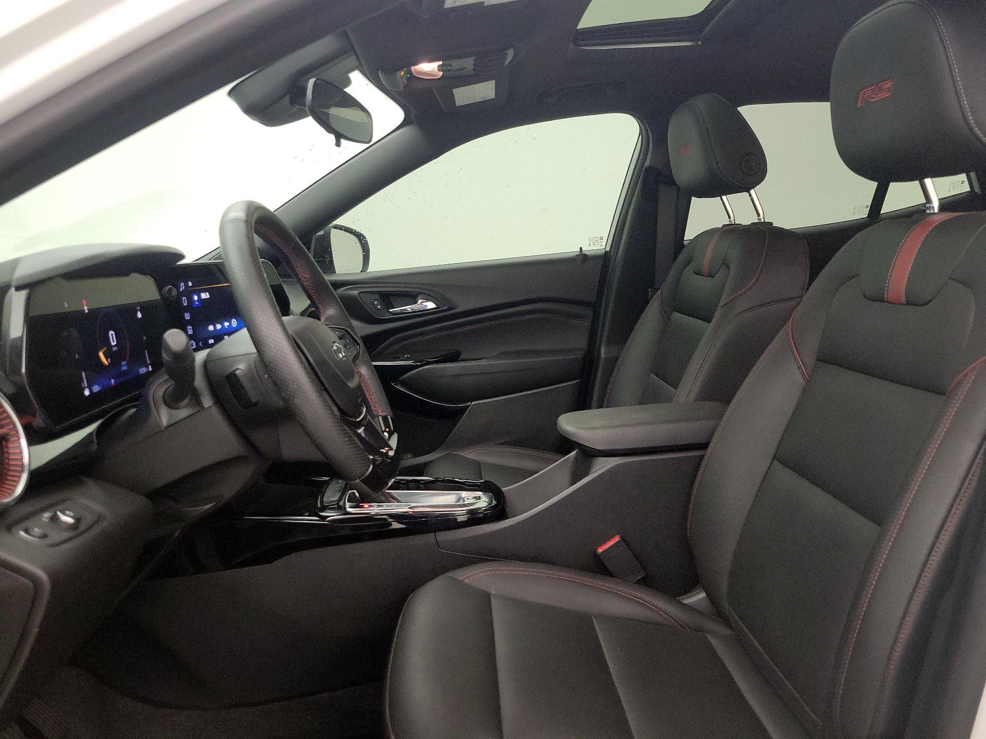 Thumbnail: 2024 Chevrolet Trax - 11
